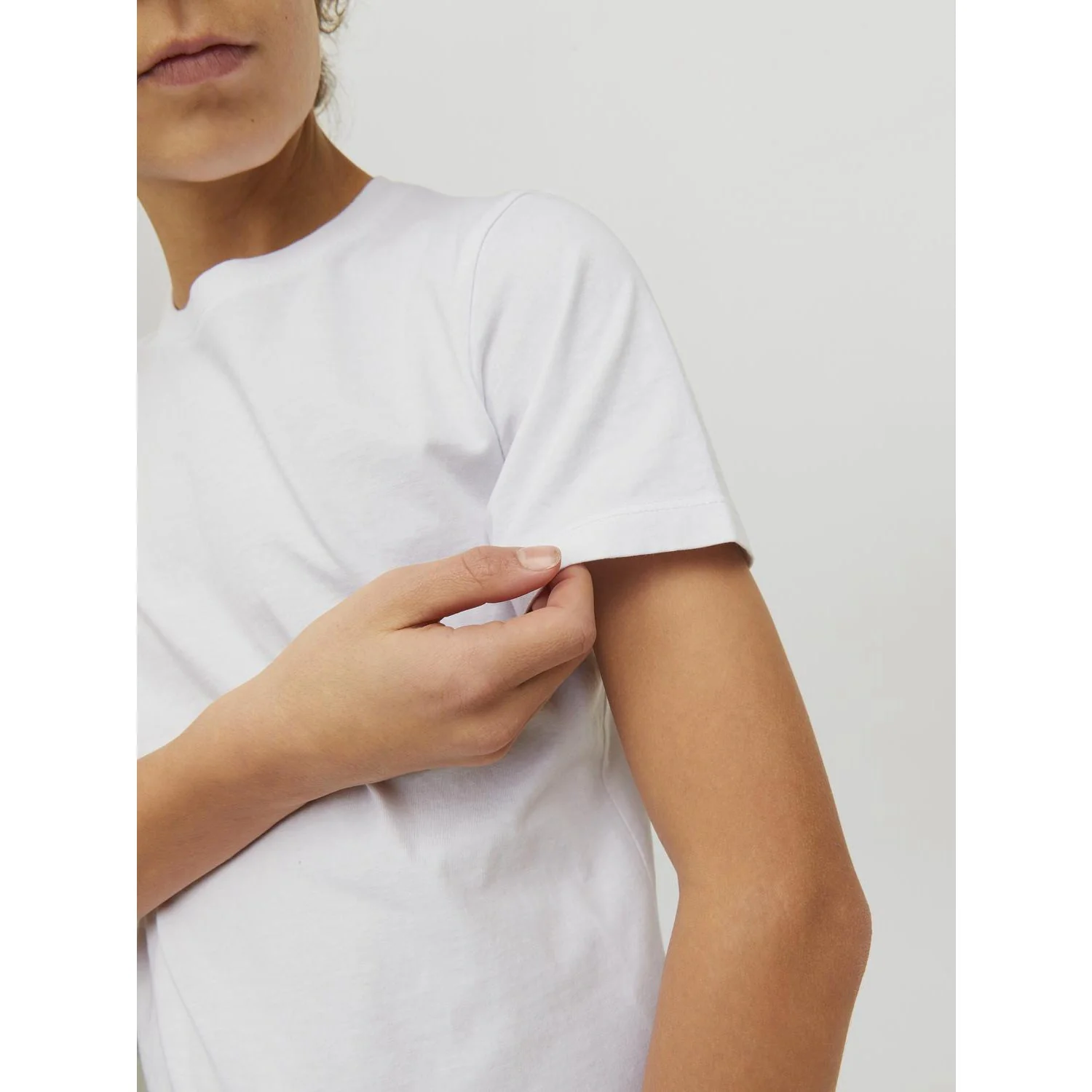 Jack & Jones Junior White Jjeorganic Basic Tee Ss O-Neck Noos Jnr - Image 4