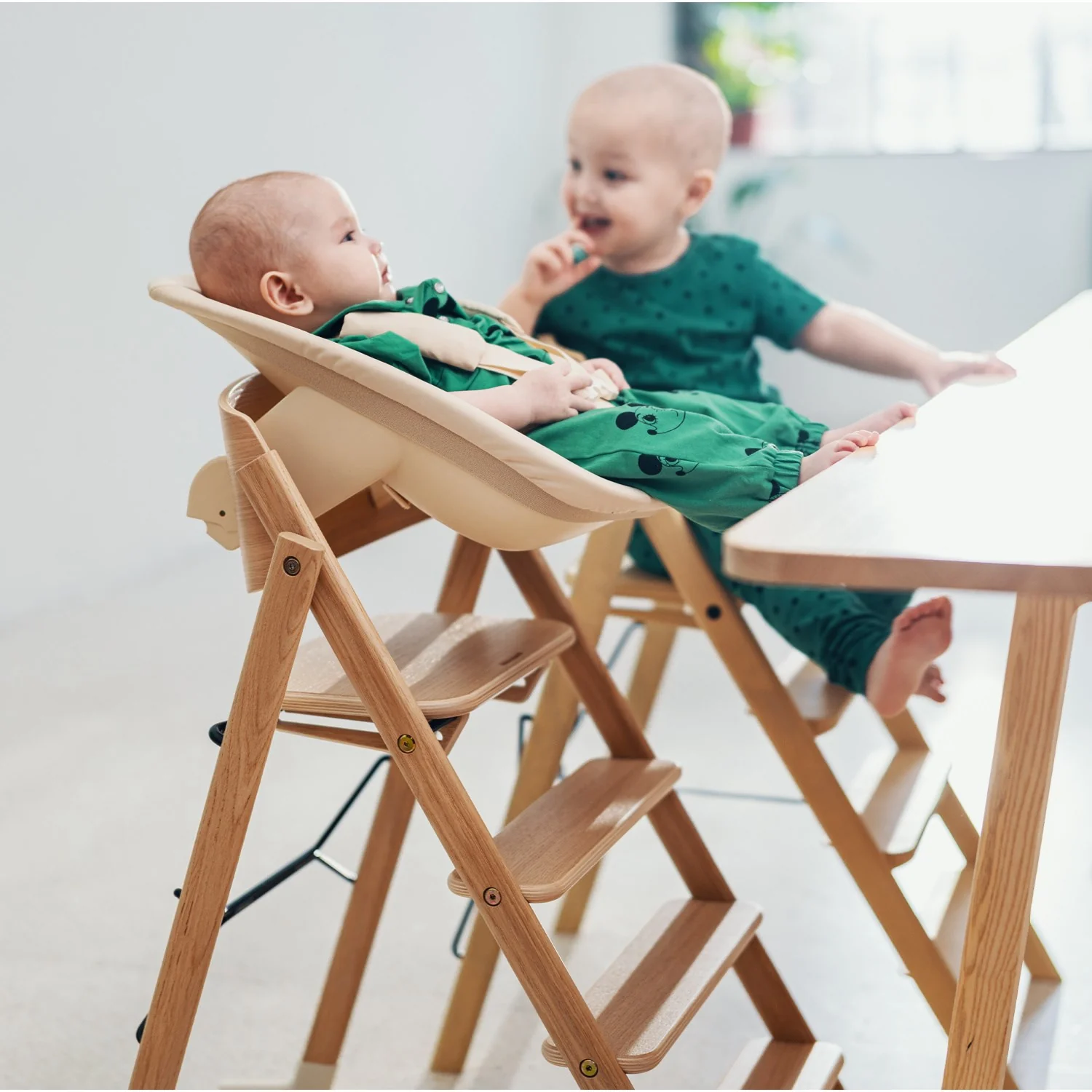 KAOS Natural Klapp High Chair Oak - Image 2