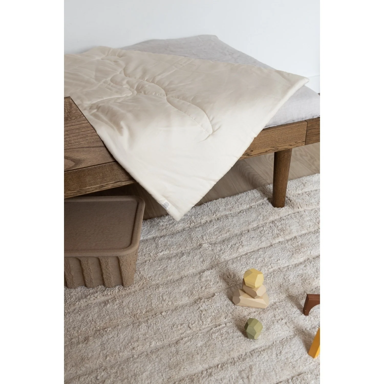 KAS Kopenhagen Beige Dragon Fly Blanket - Image 5