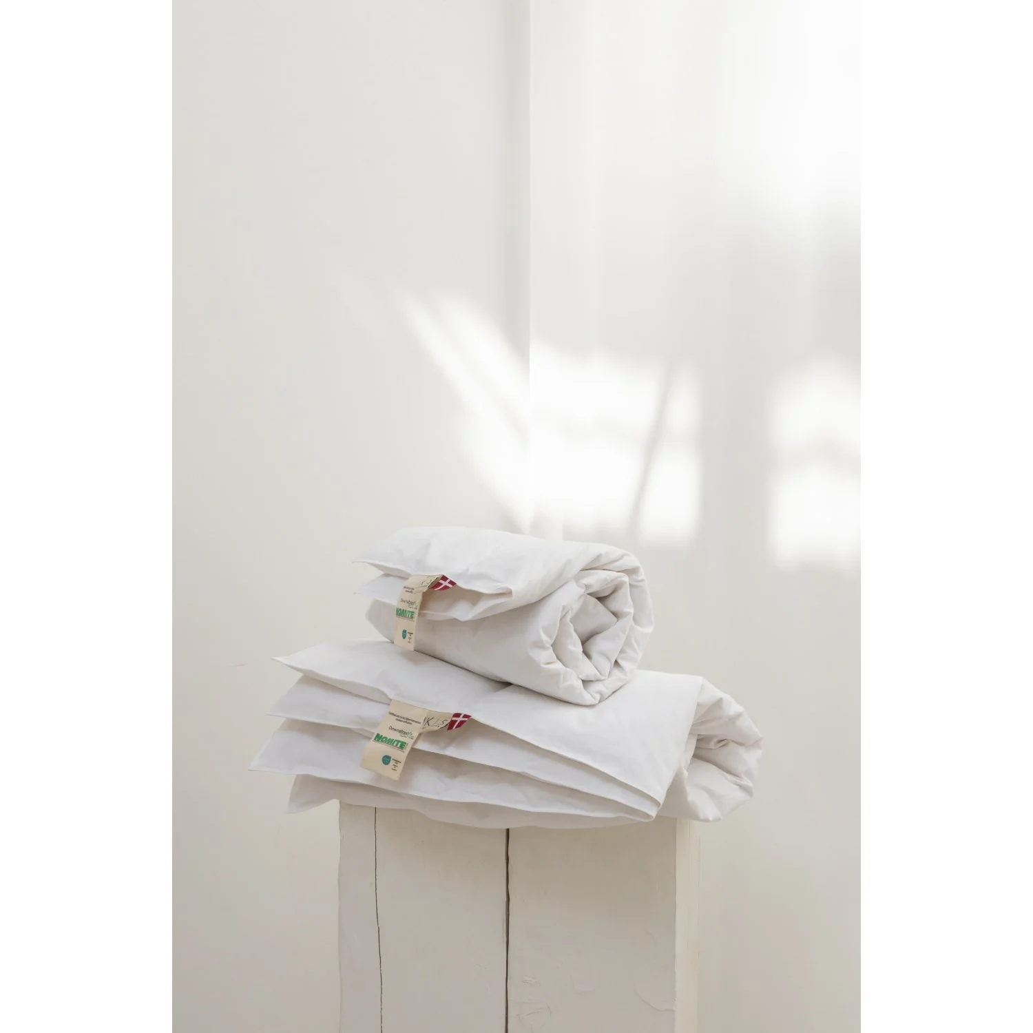 KAS Kopenhagen White Mini Viking (Baby) Winter/outdoor Duvet - Image 2
