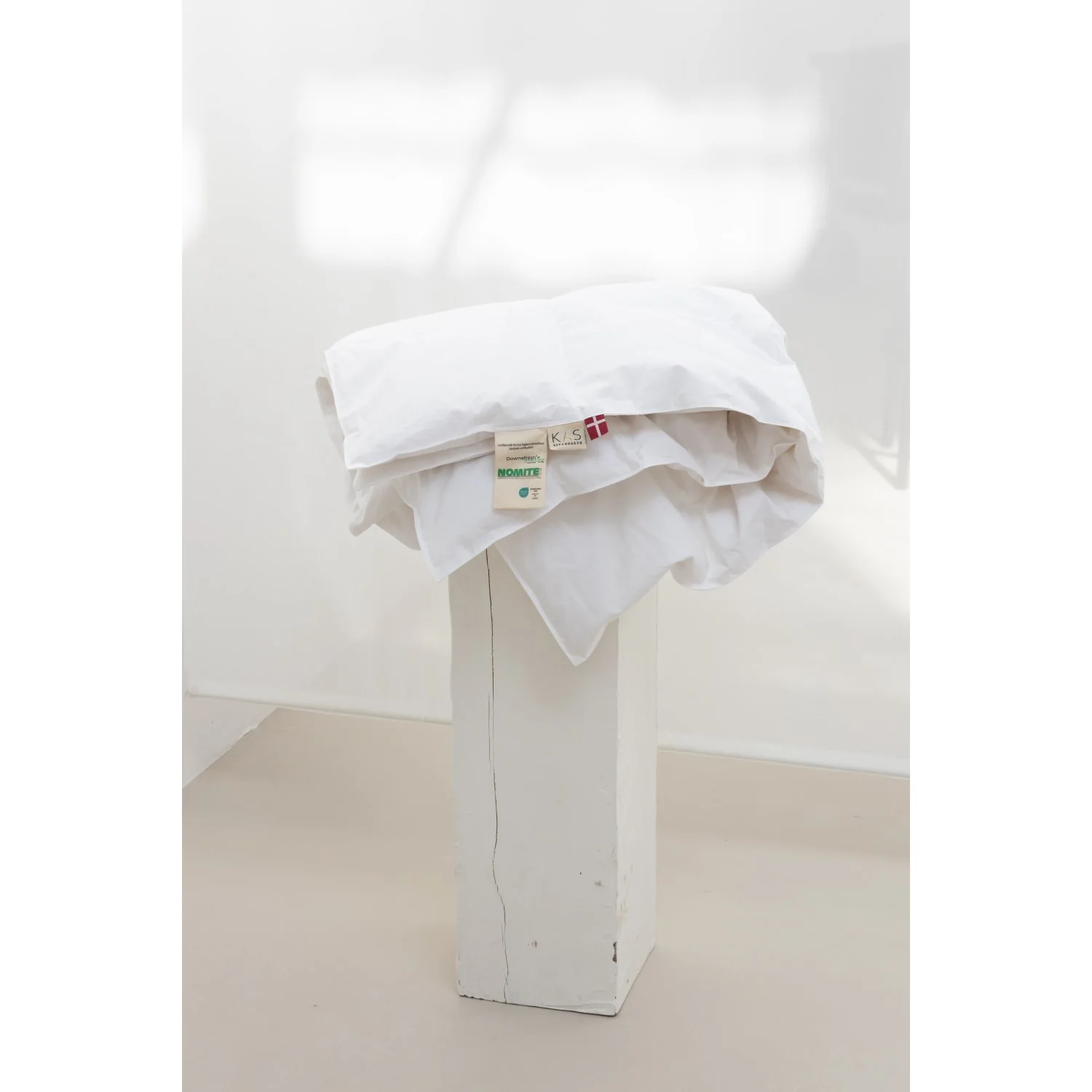 KAS Kopenhagen White Mini Viking (Baby) Winter/outdoor Duvet - Image 3