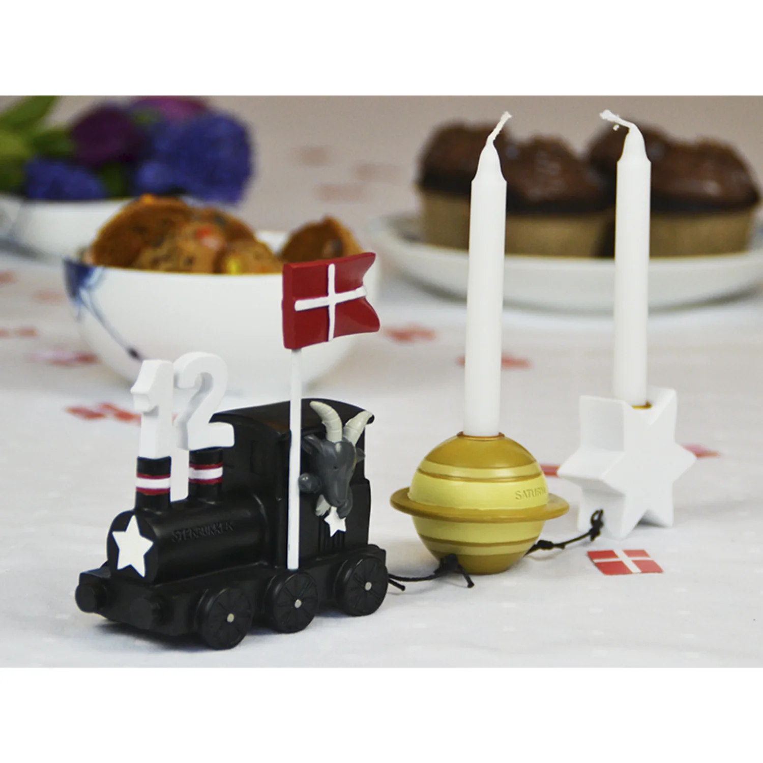 Kids by Friis Stenbukken Birthday Train M. Planet Og Stjerne - Image 2