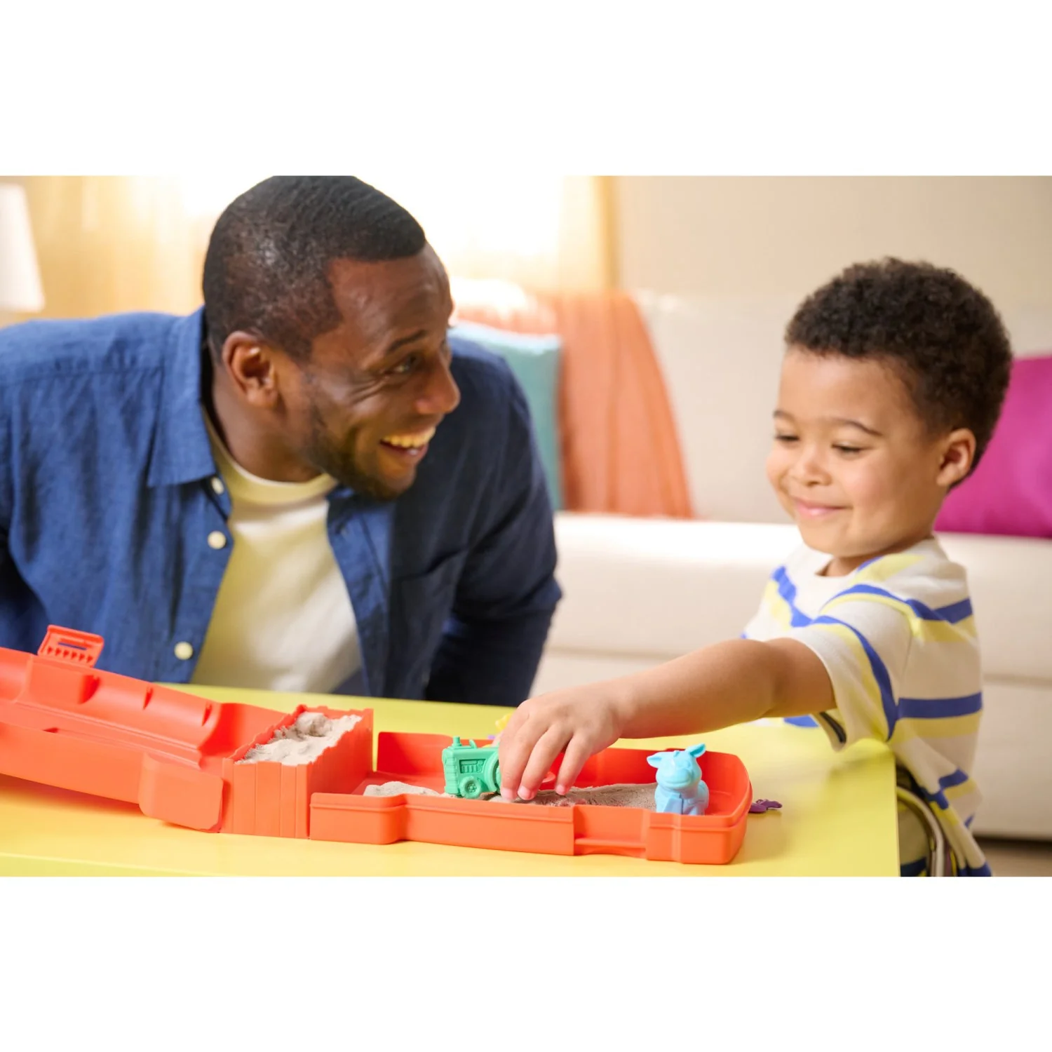 Kinetic Sand Sandy Farm Set - Image 2