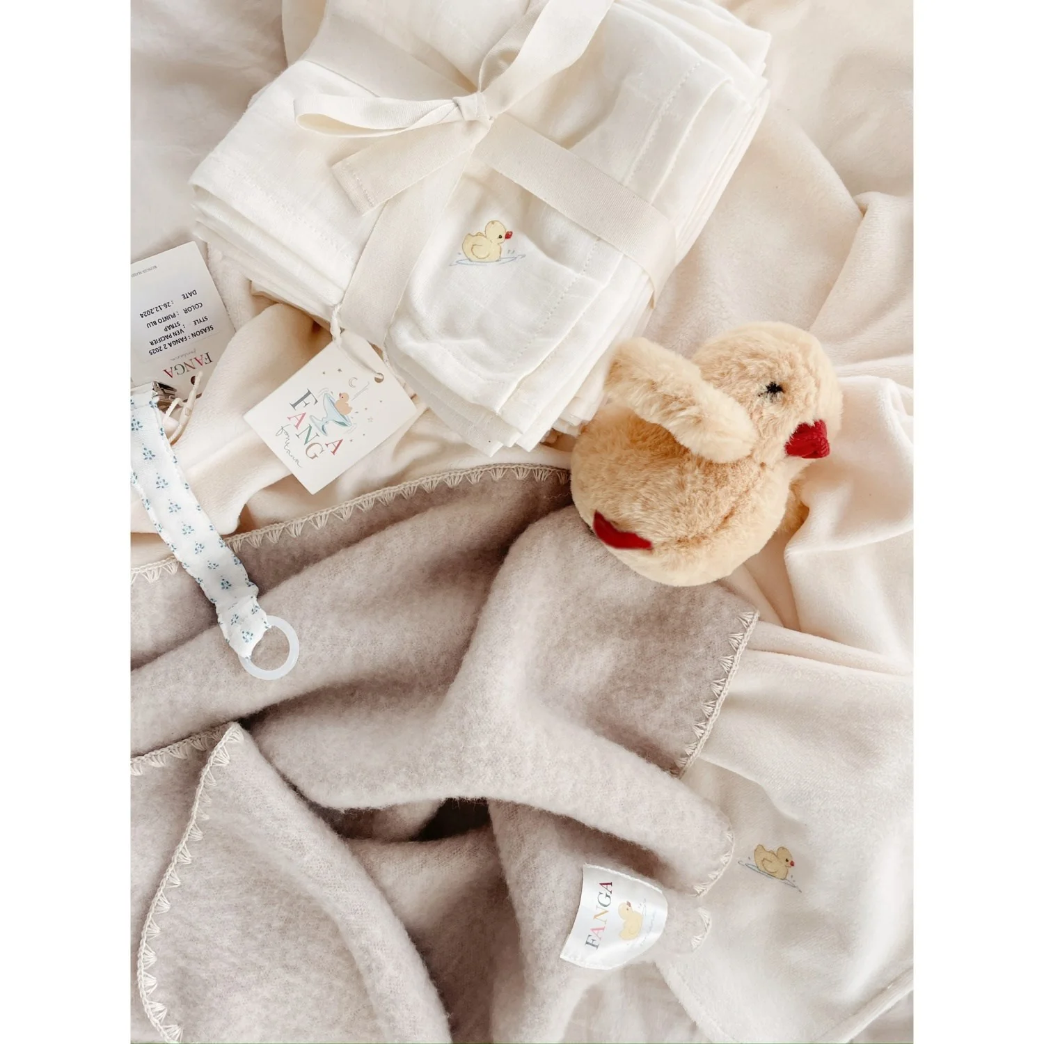 Konges Sløjd Fanga Antique White Nuvoli 10 Pack Muslin Cloth GOTS - Image 5