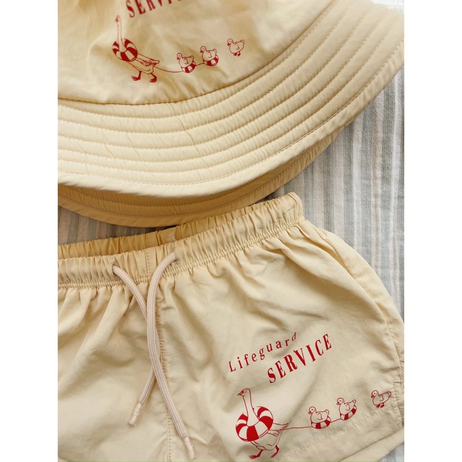 Konges Sløjd Banana Crepe Pomio Bucket Hat Grs - Image 2
