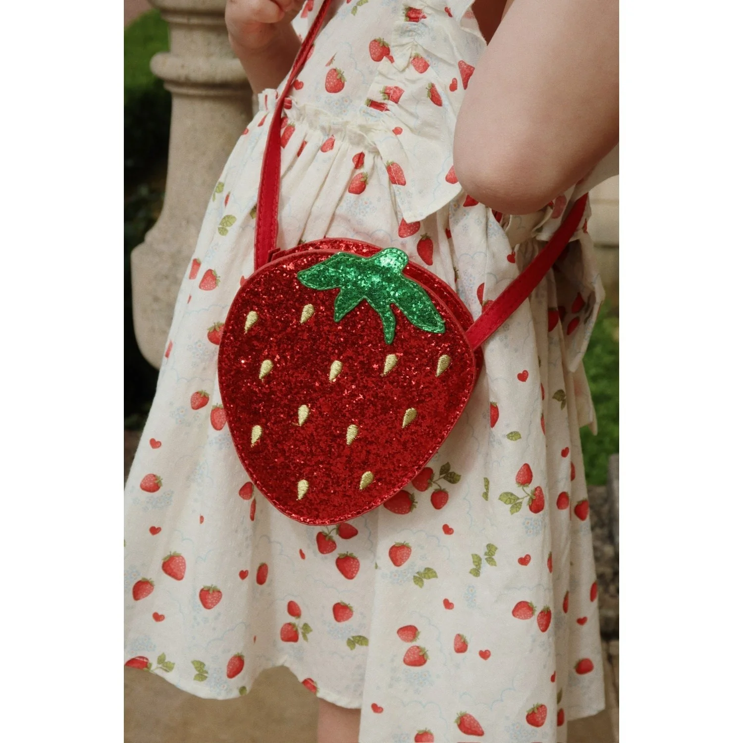 Konges Sløjd Barbados Cherry Tut Strawberry Shoulder Bag - Image 3