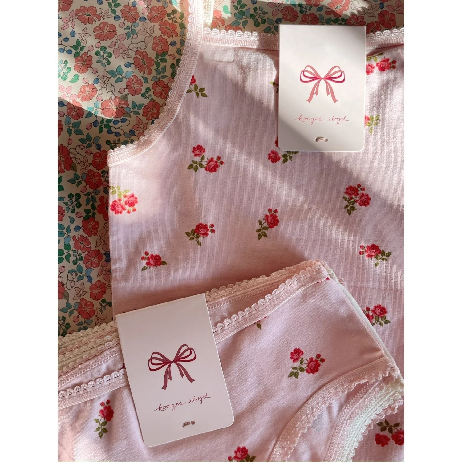 Konges Sløjd Bella Rosita/Rosa Pink Basic 2 Pack Strap Top GOTS - Image 2