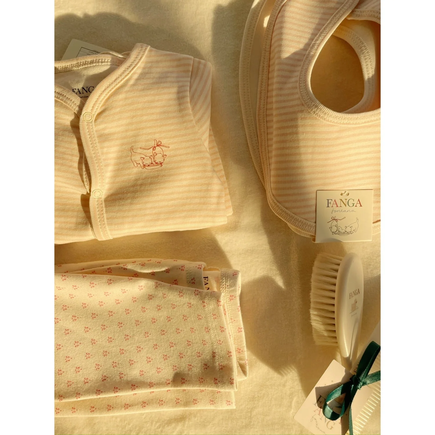 Konges Sløjd Fanga Blush Mix Fio Stripe 2 Pack Bibs OCS - Image 4