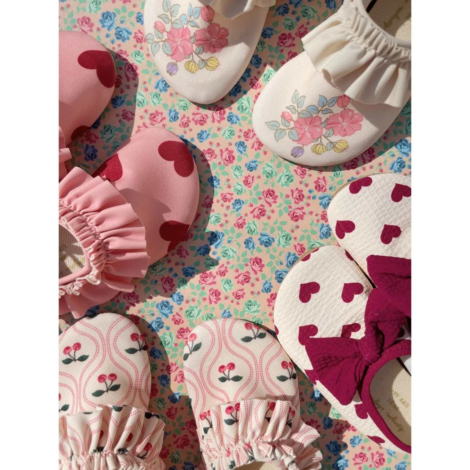 Konges Sløjd Cherry Pink Motif Merle Frill Swim Shoes - Image 2