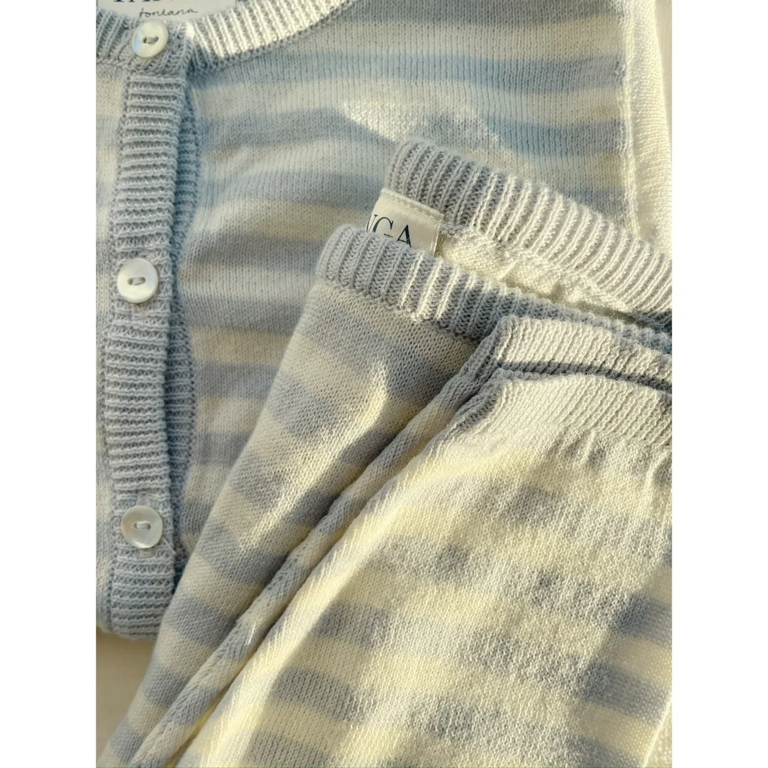 Konges Sløjd Fanga Gray Dawn Venti Knit Cardigan GOTS - Image 4