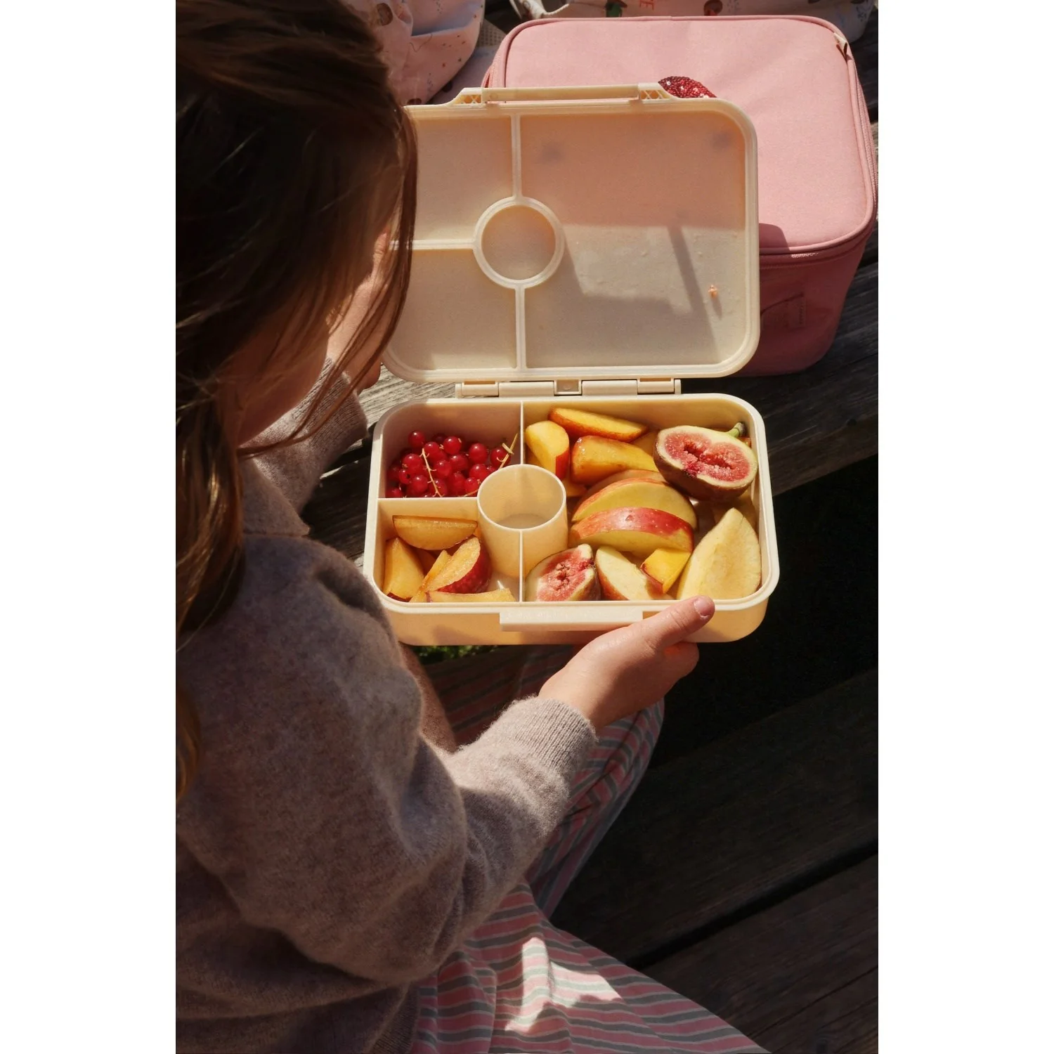 Konges Sløjd Lemon Aop Bento Lunch Box - Image 2