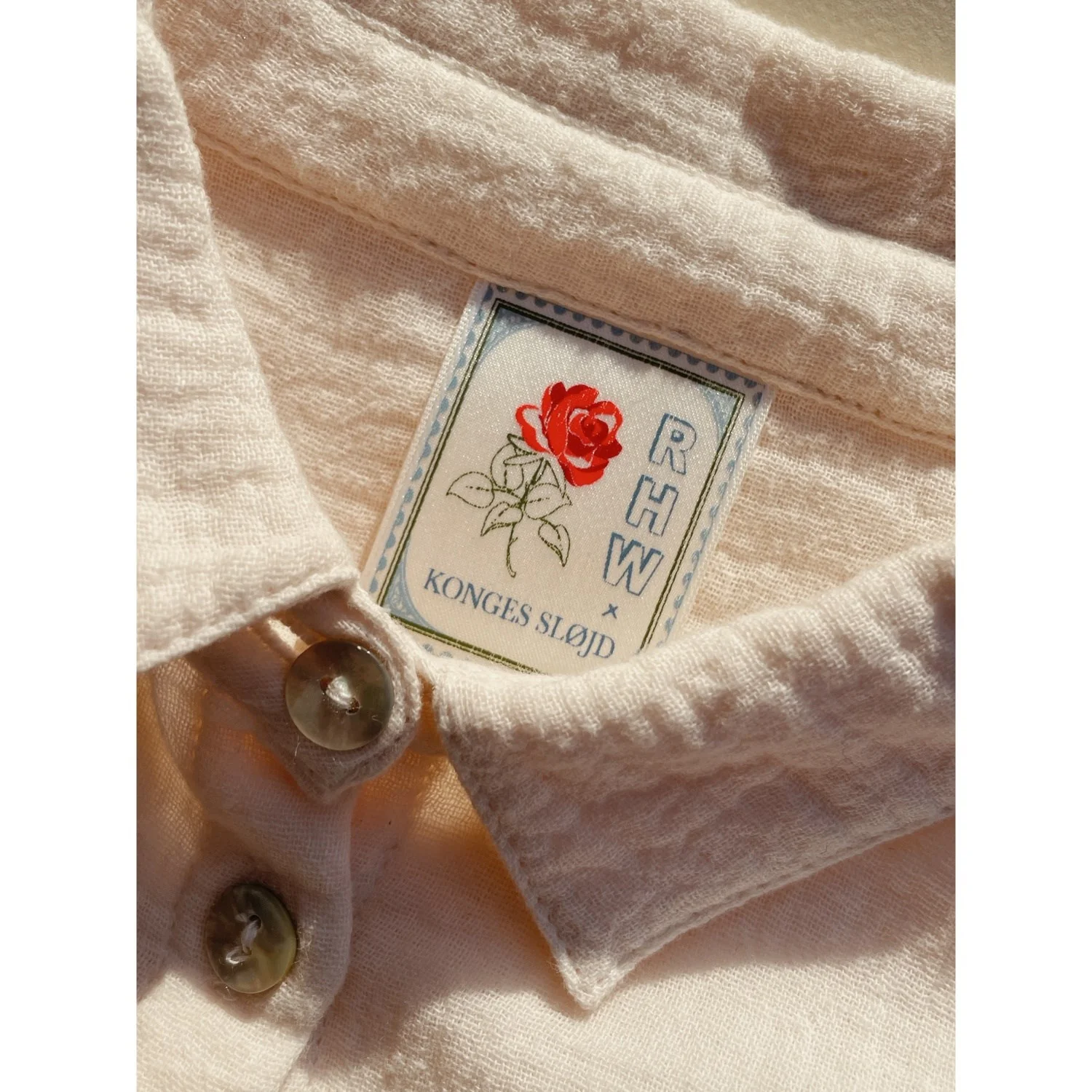 Konges Sløjd Mother Of Pearl RHW X KS Bella Shirt Gots - Image 9