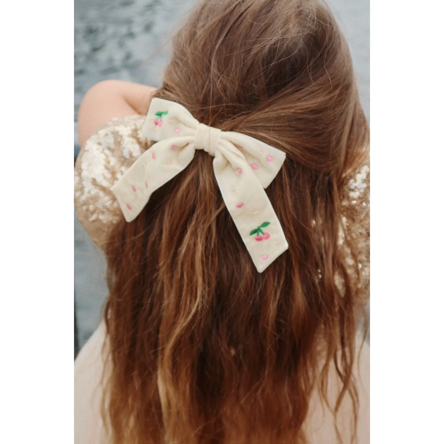 Konges Sløjd Pearled Ivory Velvet Bow Pearly Hair Clip - Image 2