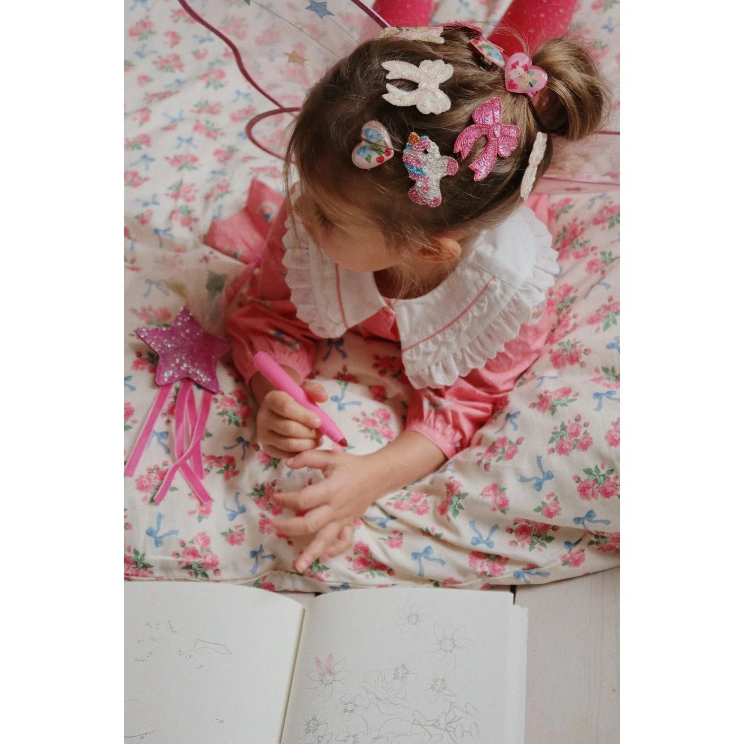 Konges Sløjd Rapture Rose 2 Pack Sequin Bow Hair Clip - Image 2