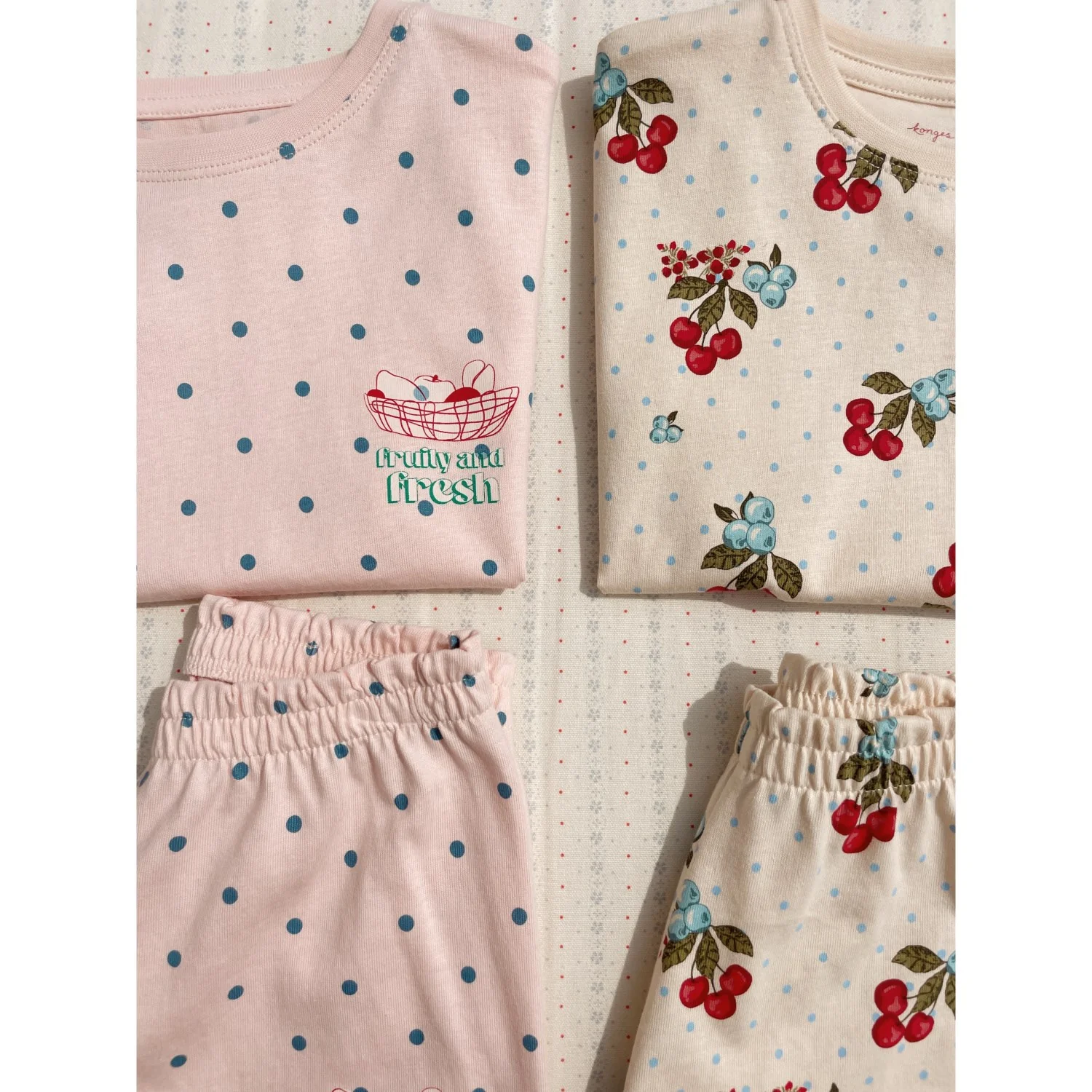Konges Sløjd Rosewater Dot Lin Tee Set Gots - Image 3