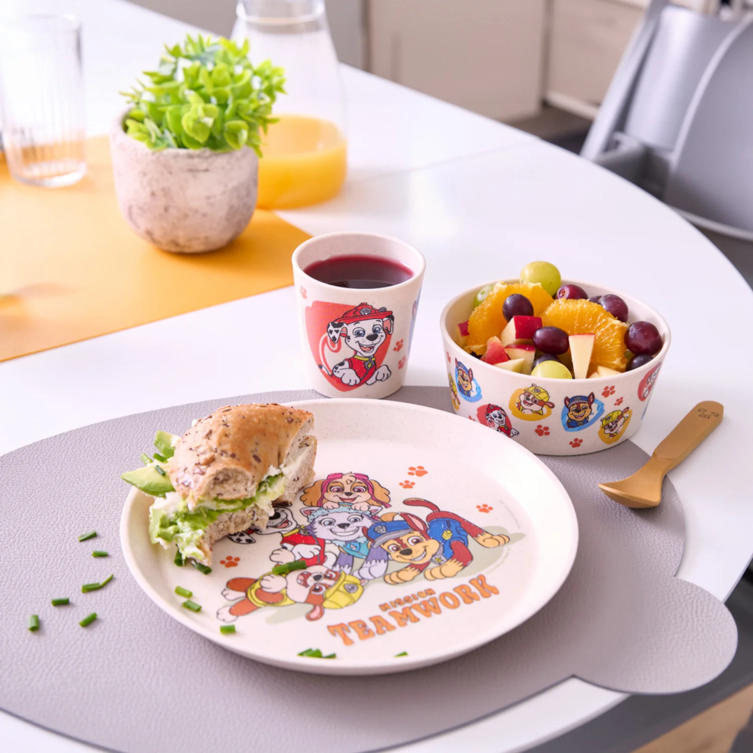 Koziol Organic Moon Small Plate + Bowl + Cup Connect Grow Paw Patrol - Image 2