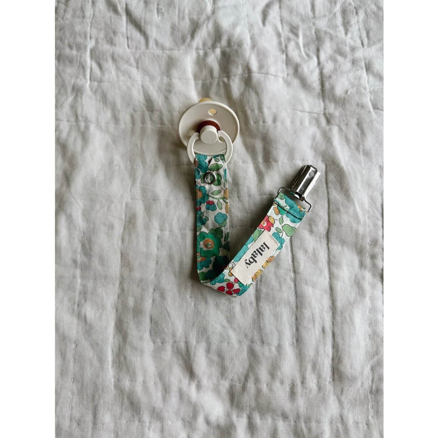 Lalaby Blue Betsy Pacifier Clip - Image 2