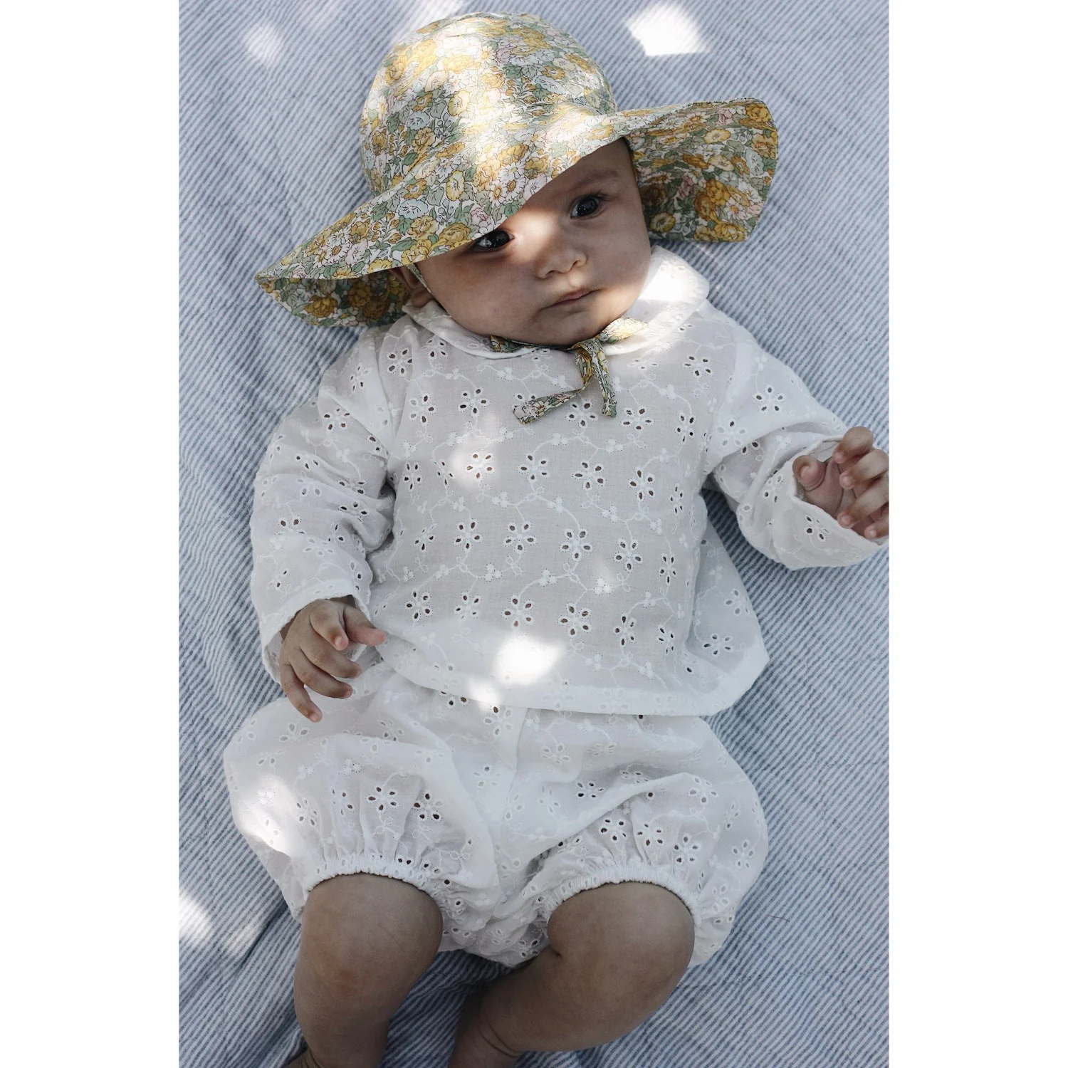 Lalaby Broderie Anglaise Vilja Set - Image 2