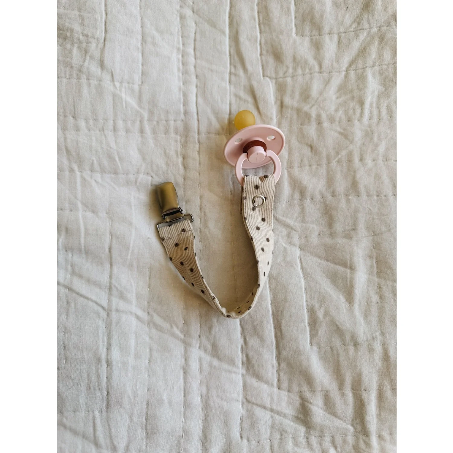 Lalaby BrownDot PACIFIER CLIP - Image 2