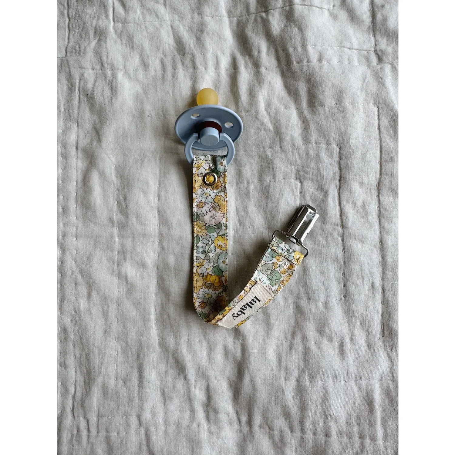 Lalaby Sunkissed Pacifier Clip - Image 2