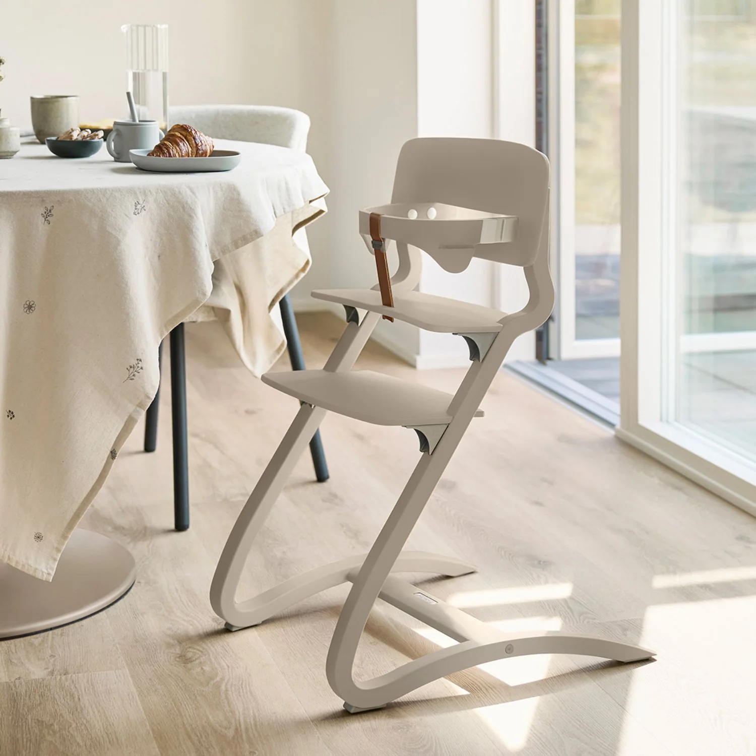 Leander Cappuccino Safety bar For Leander High Chair - Image 2