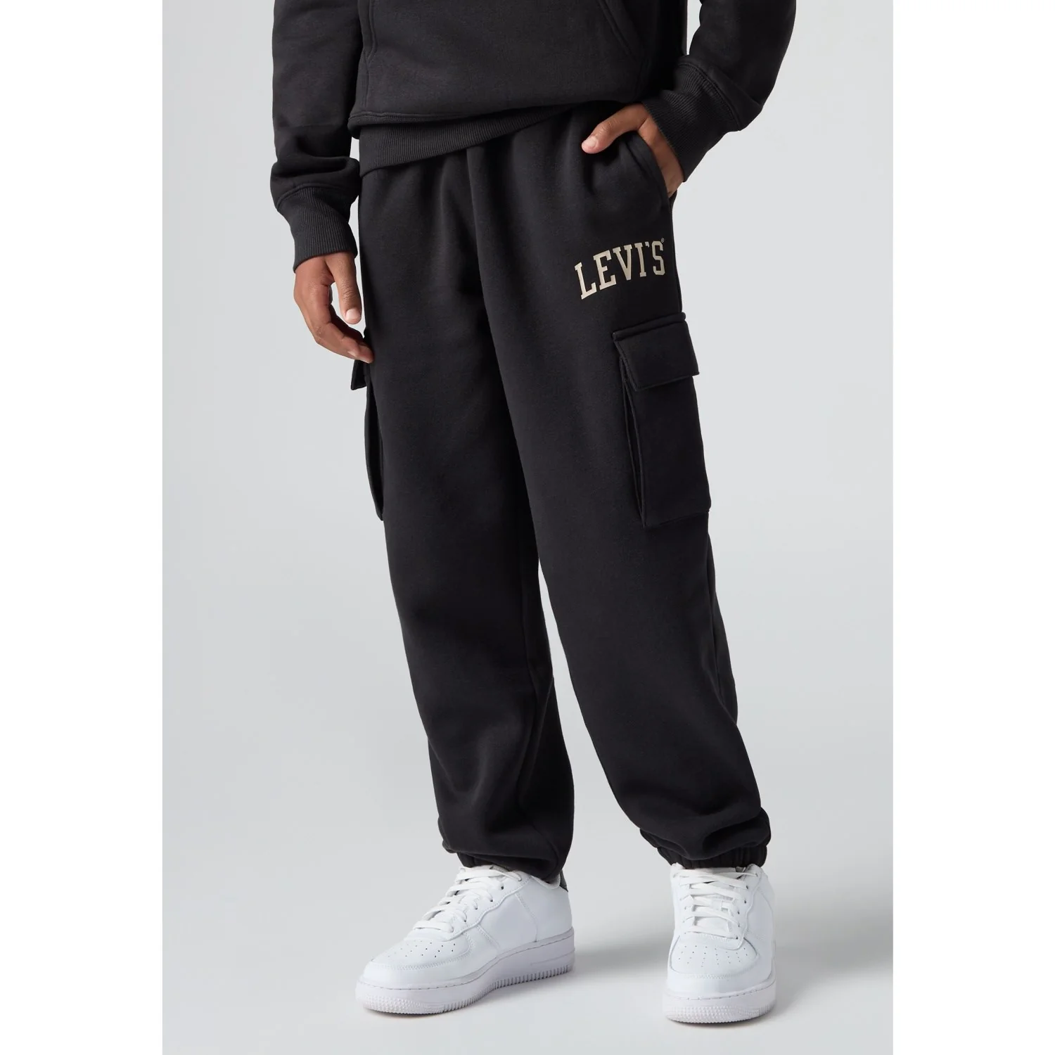 Levi's Jet Black Cargo Jogger - Image 3