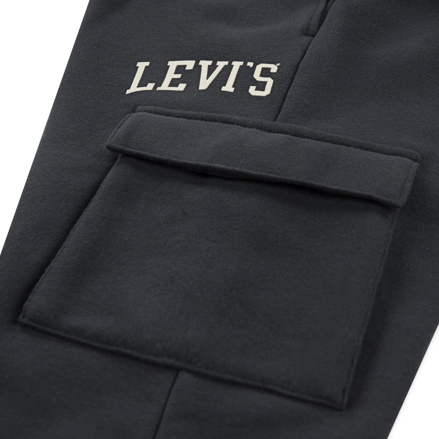 Levi's Jet Black Cargo Jogger - Image 5