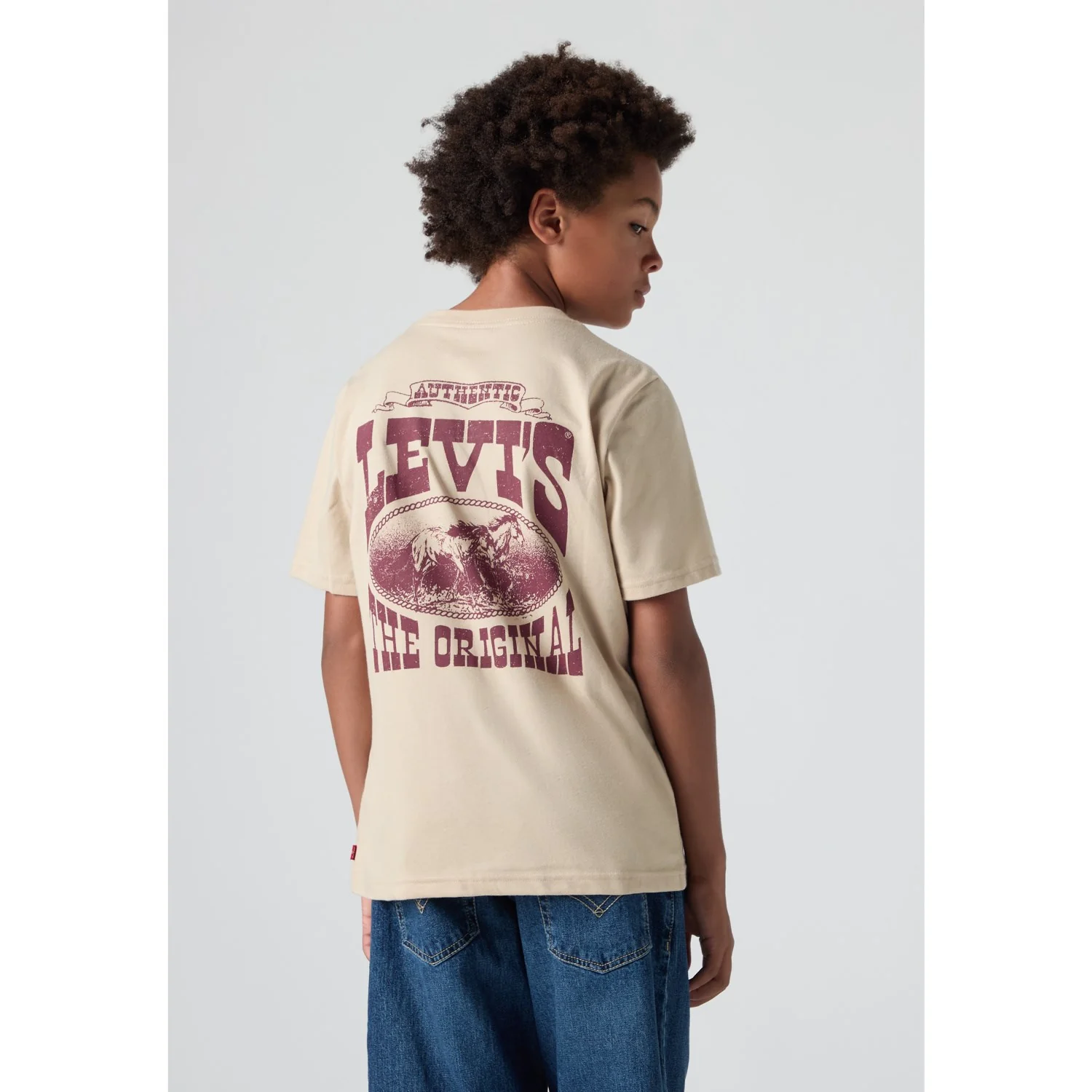Levi's White Pepper Galloping Free Tee - Image 3