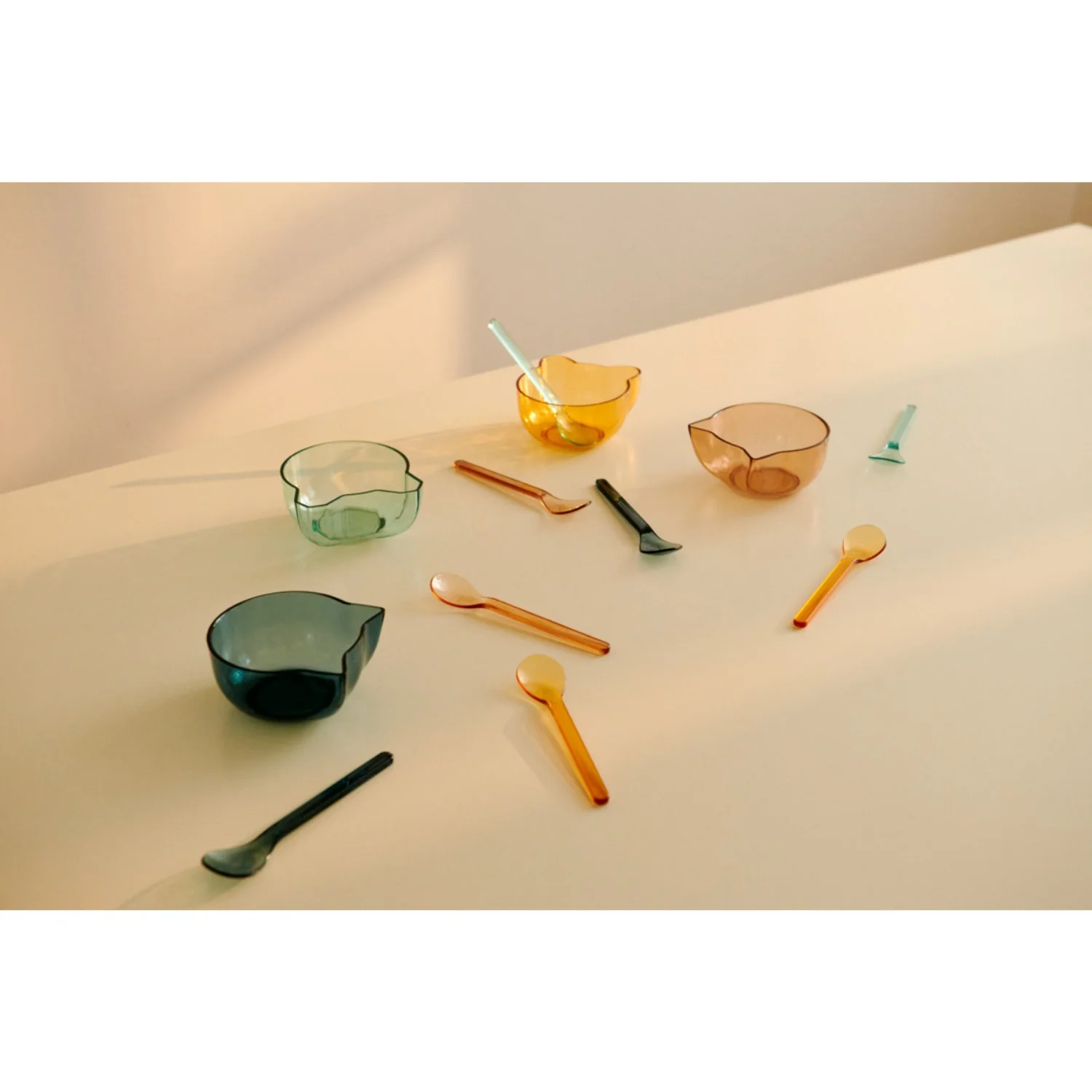 LIEWOOD Indigo Multi Mix Olan Tritan Spoon 8-Pack - Image 2