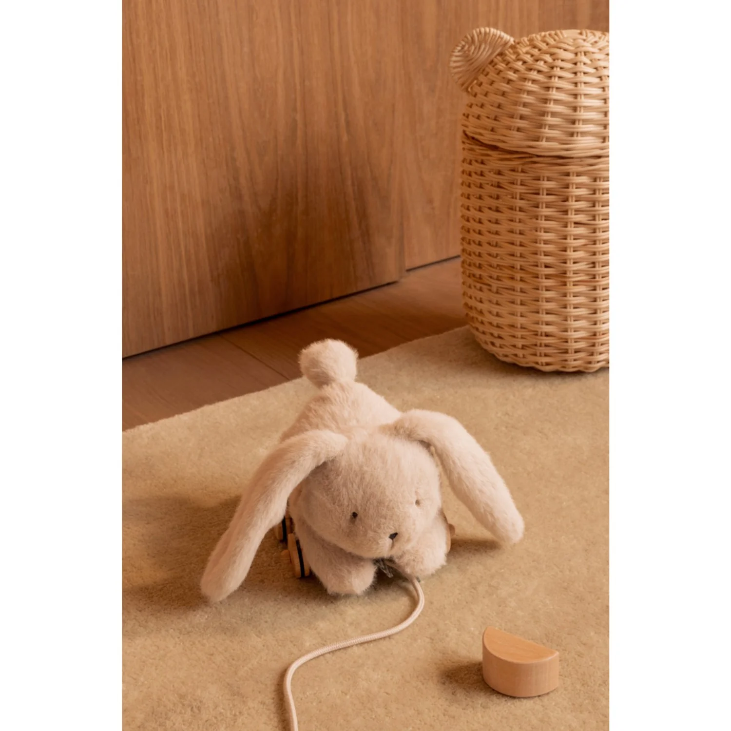 LIEWOOD Mist Pera Rabbit Pull Along Toy - Image 2
