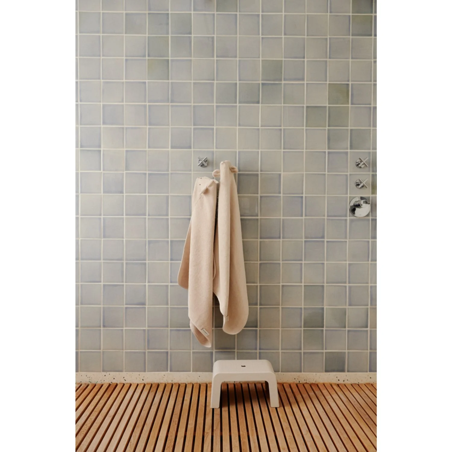 LIEWOOD Sandy Albert Polarbear Hooded Towel - Image 4