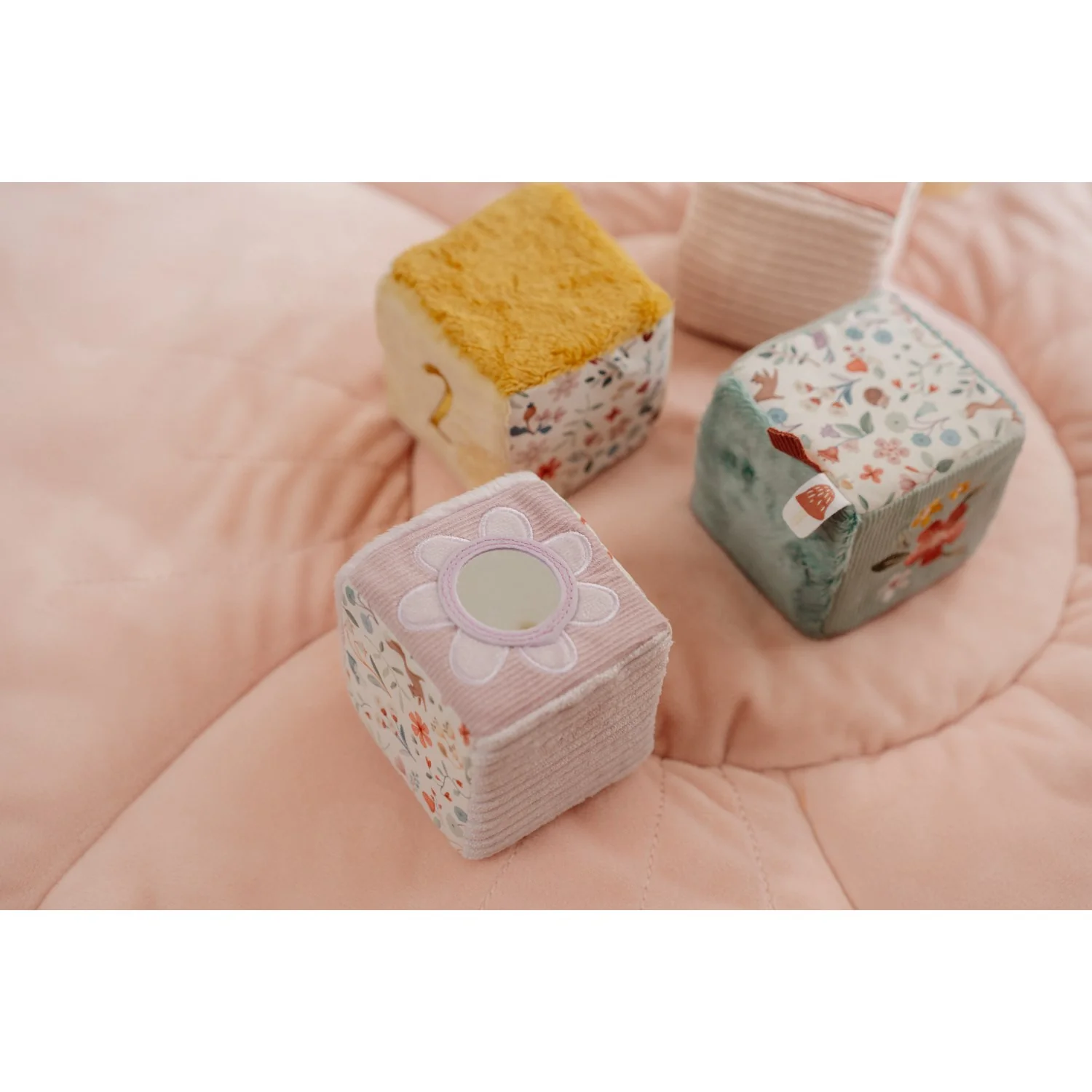 Little Dutch Fairy Garden Pink Plush Cubes - Image 9