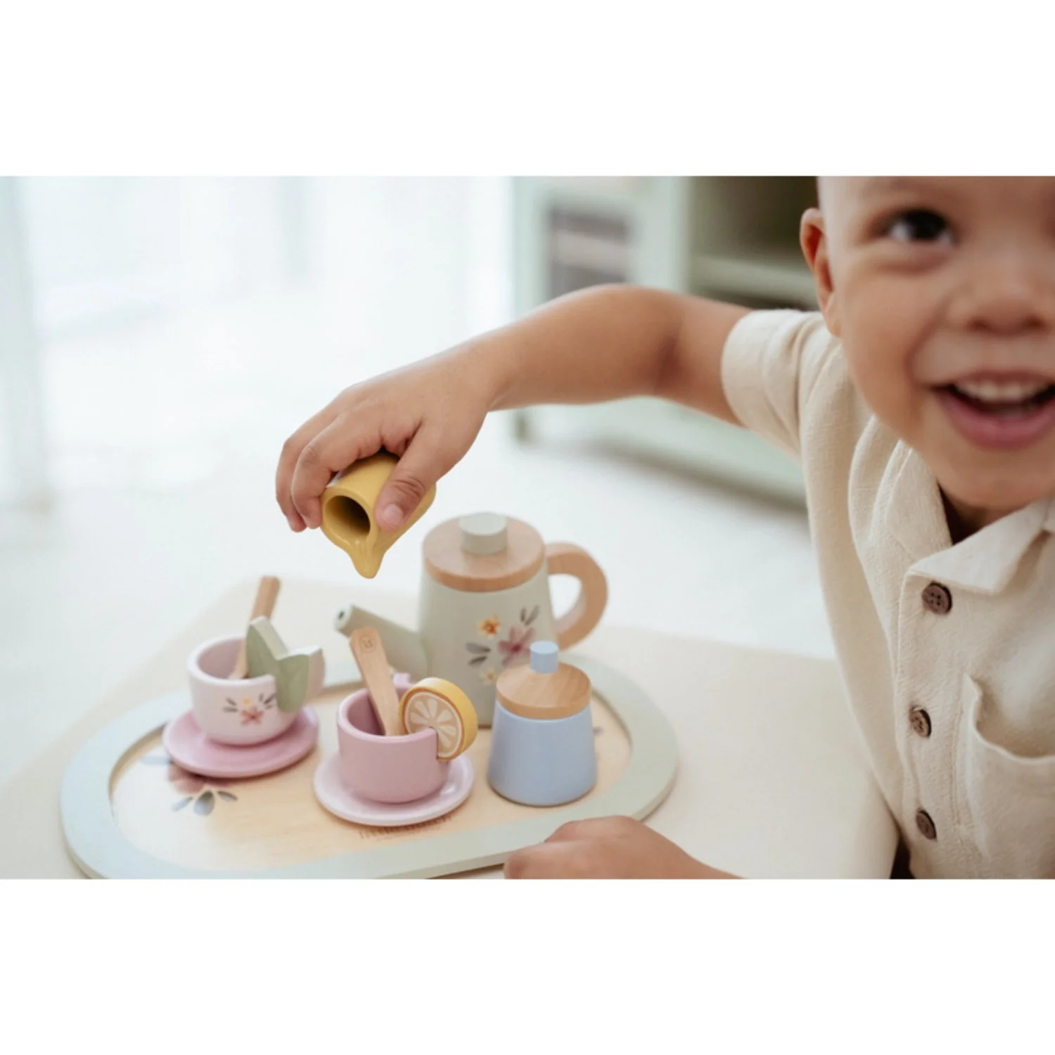 Little Dutch Multi Wooden Tea Set - Image 2