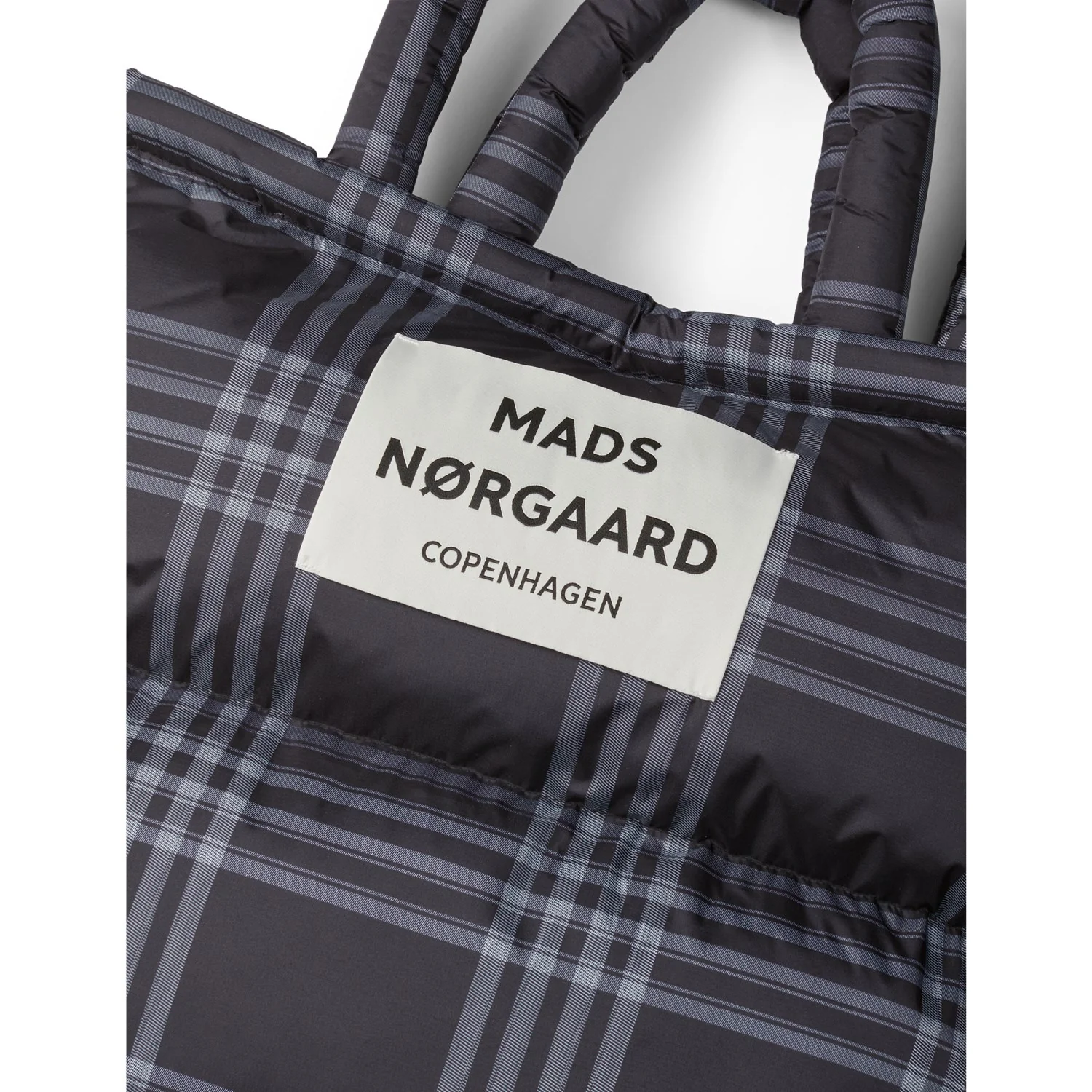Mads Nørgaard Black/Vanilla Ice Light Ripstop Pillow Aop Bag - Image 3