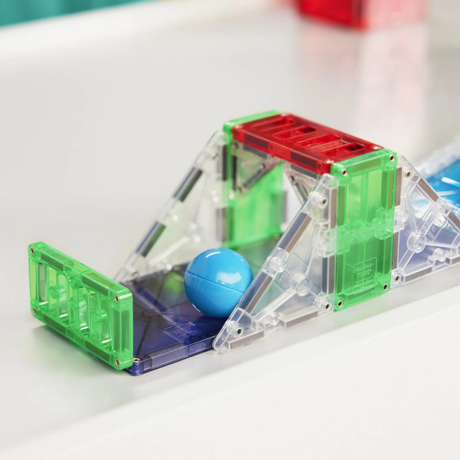 Magna-Tiles® Rail Racer 90 Pcs - Image 9