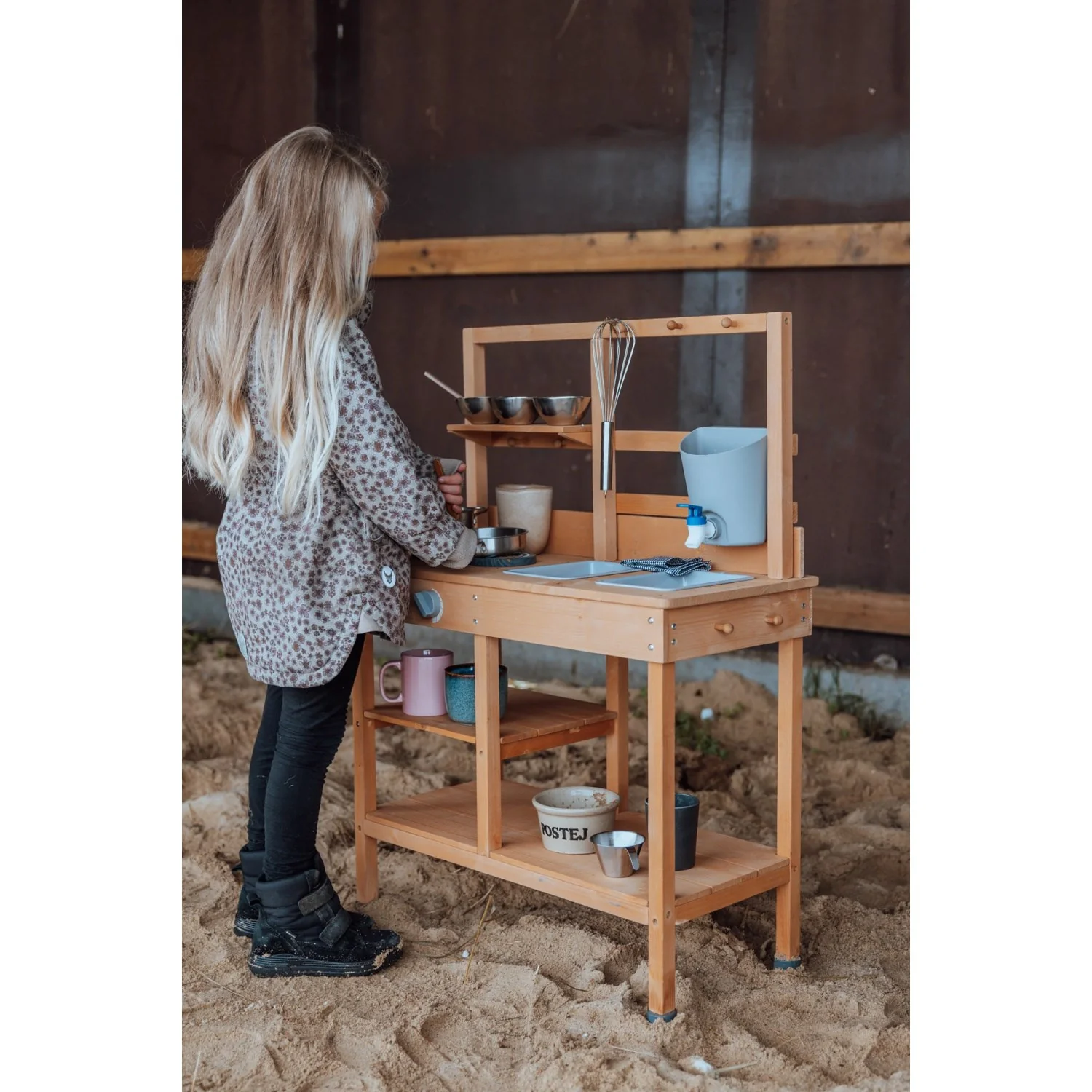 Mamamemo Outdoor Kitchen - Image 3