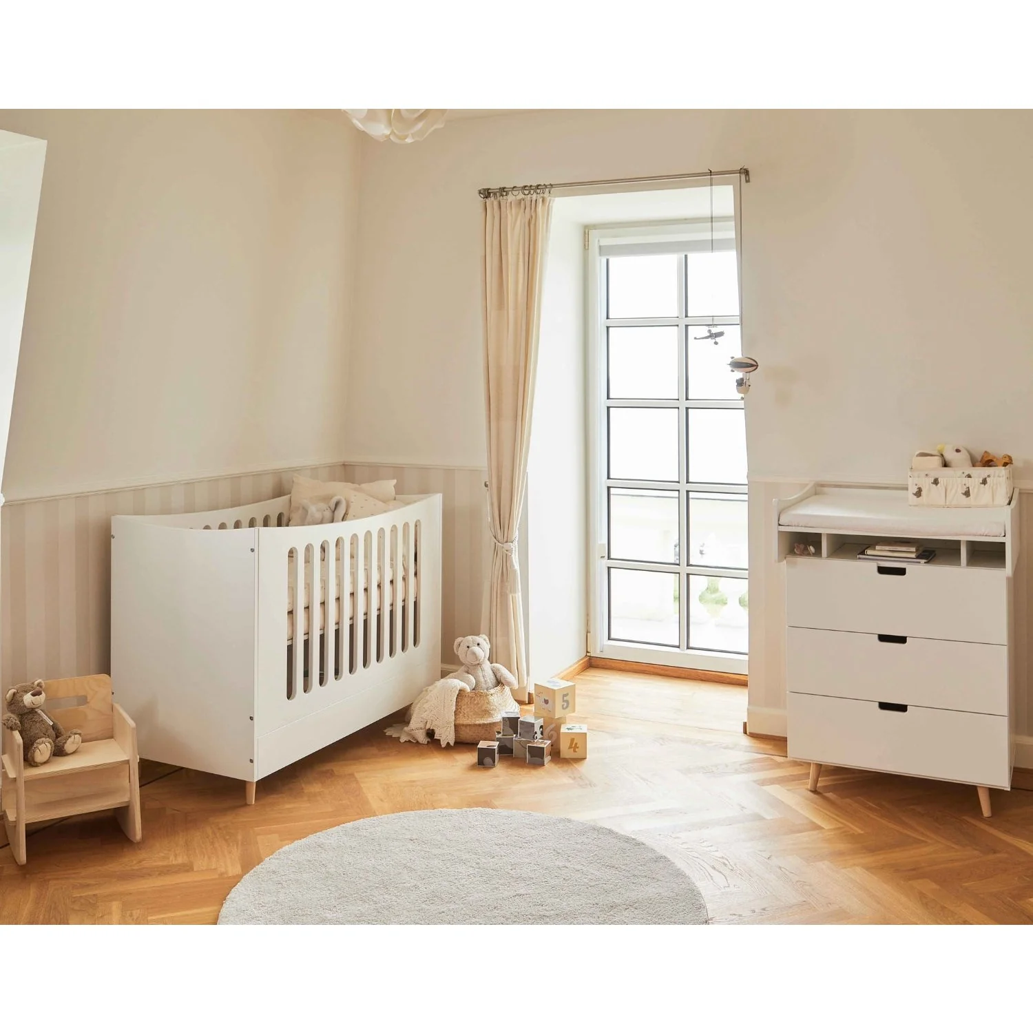 Manis-h Snow White Baby Bed - Image 5