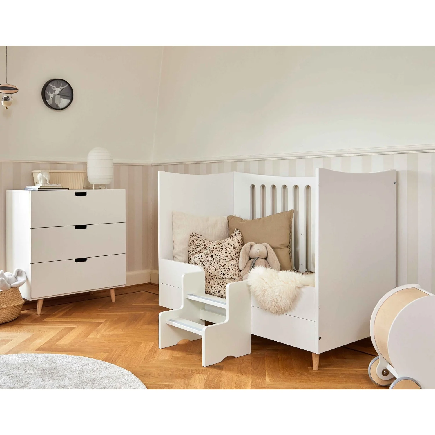 Manis-h Stone Baby Bed - Image 3