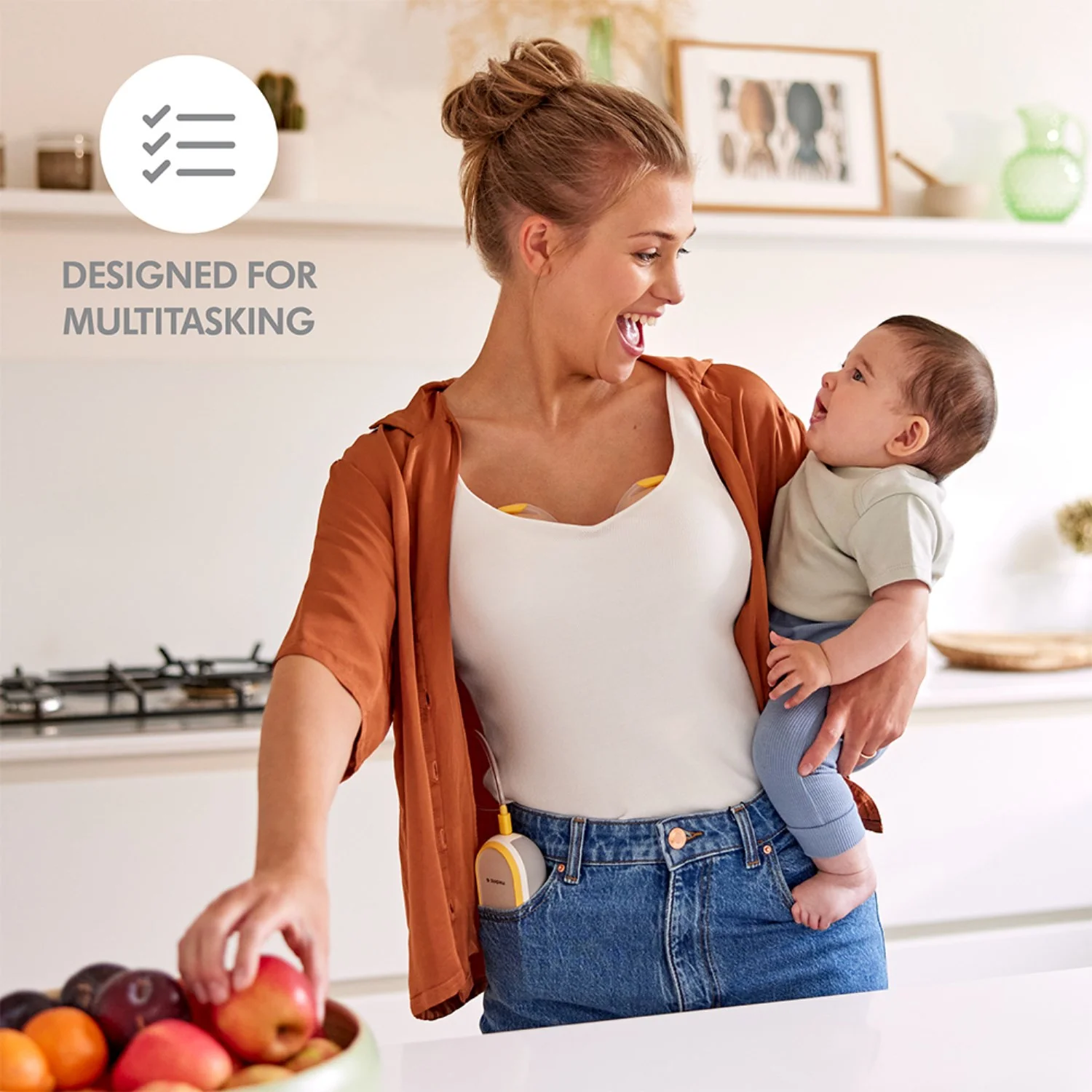 medela Freestyle Hands-Free Double Electric Breast Pump - Image 2