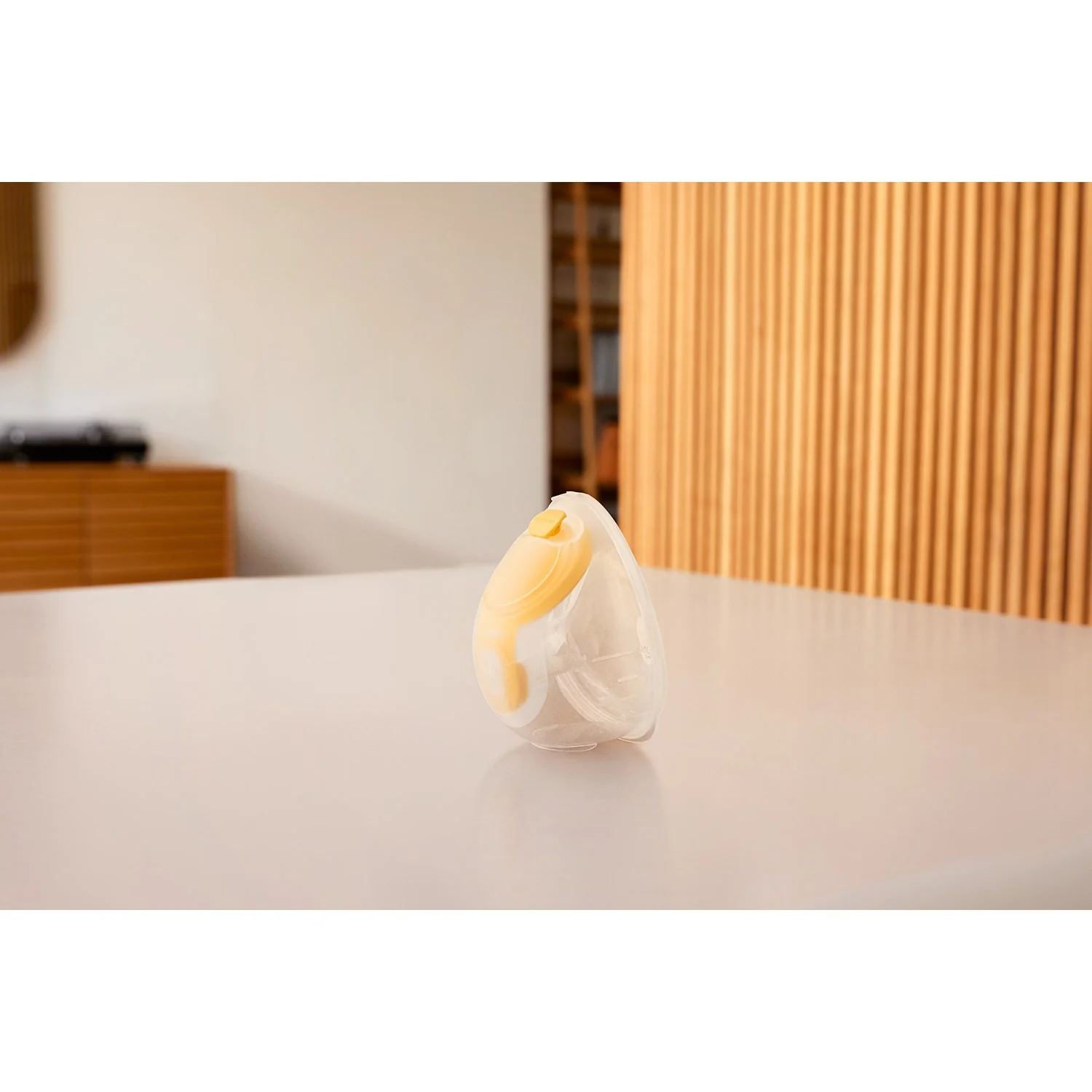 medela Freestyle Hands-Free Double Electric Breast Pump - Image 27