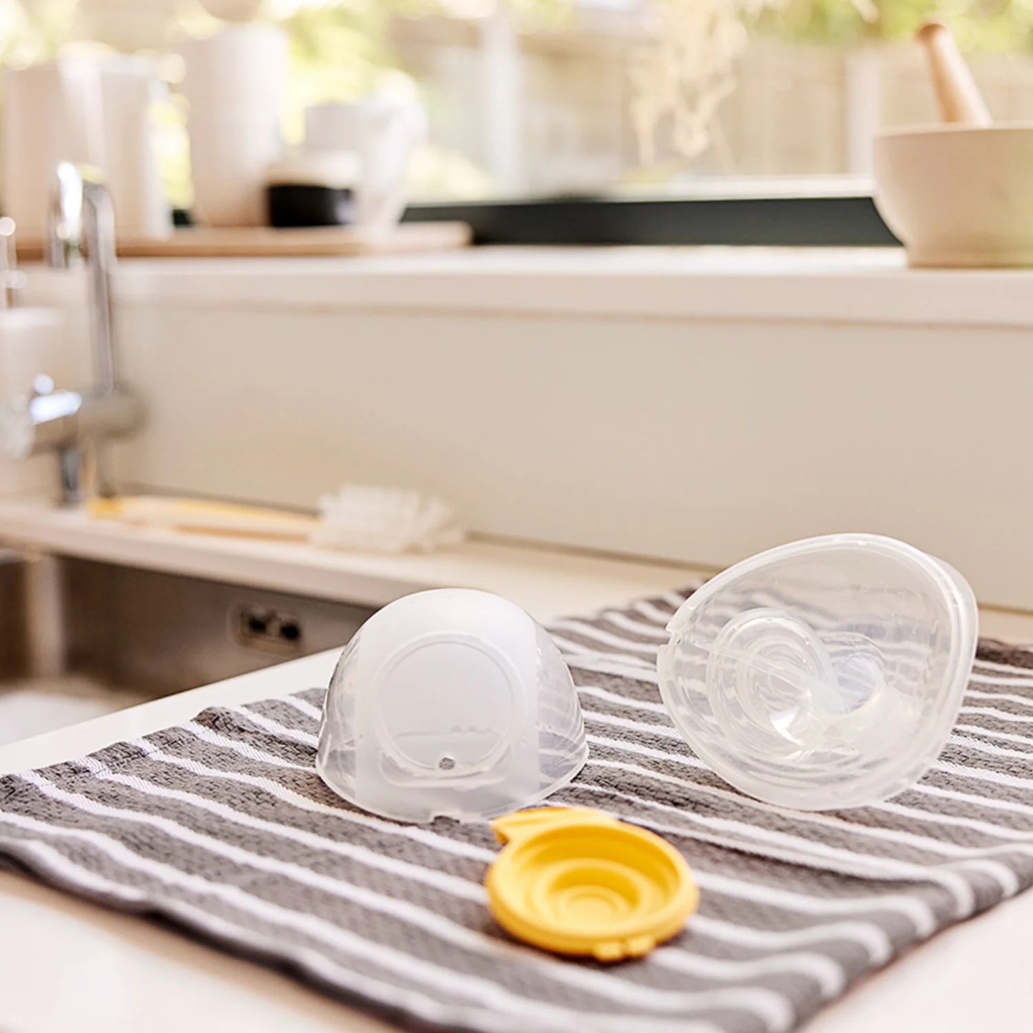 medela Hands-Free Membrane - Image 3
