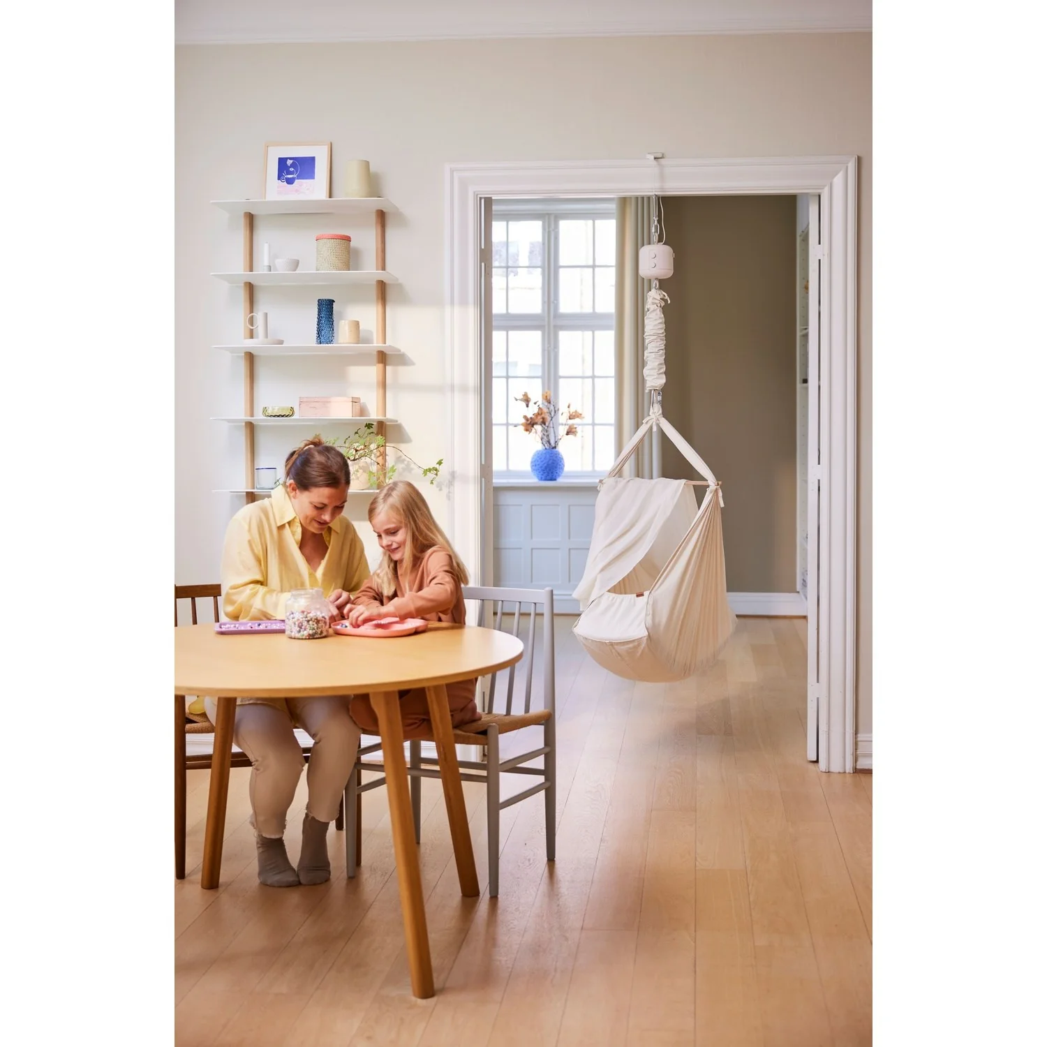 MEMBANTU Beige Cradle Bouncer Leelo02 - Image 6