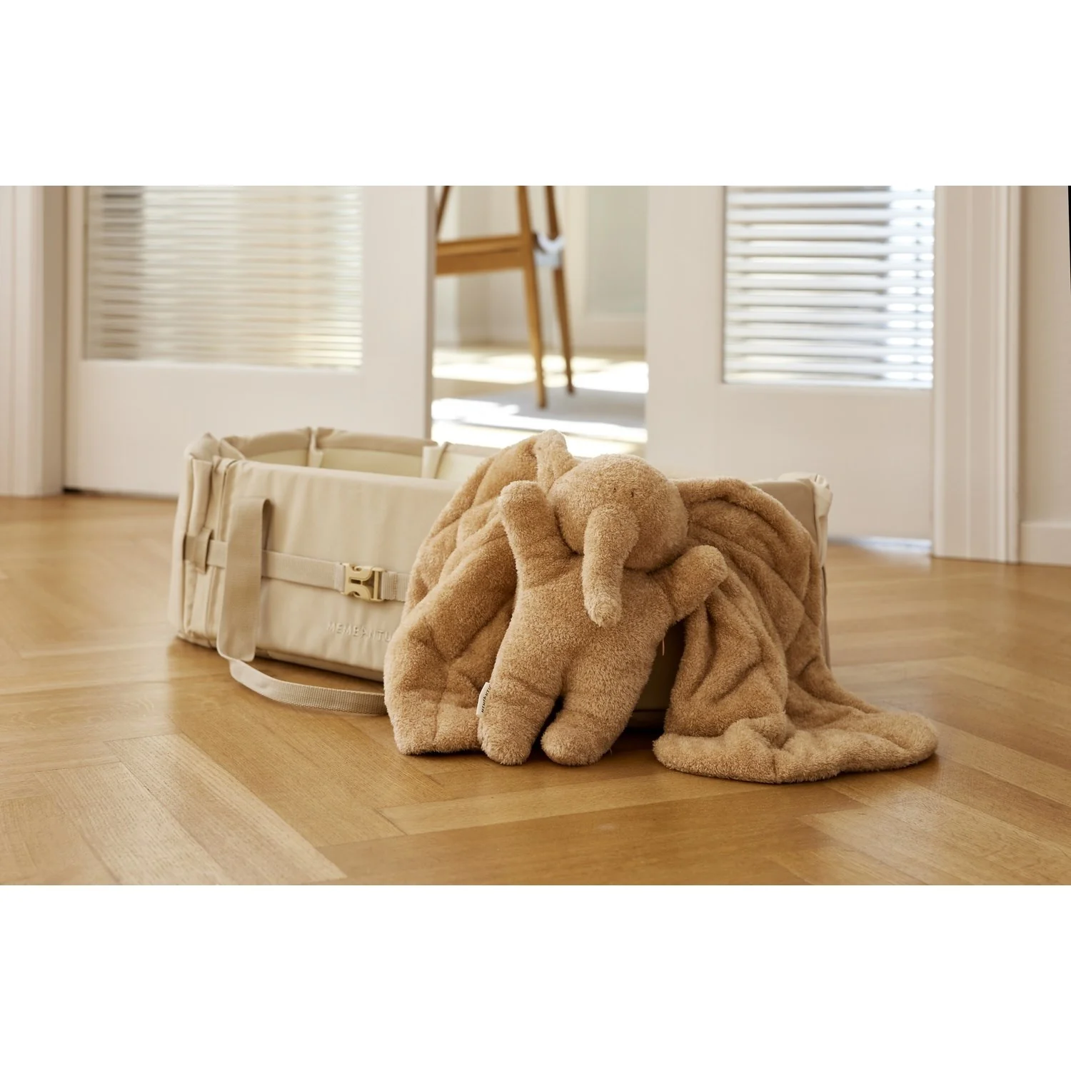 MEMBANTU Brown Warm & Weight Plush Magma01 - Image 3