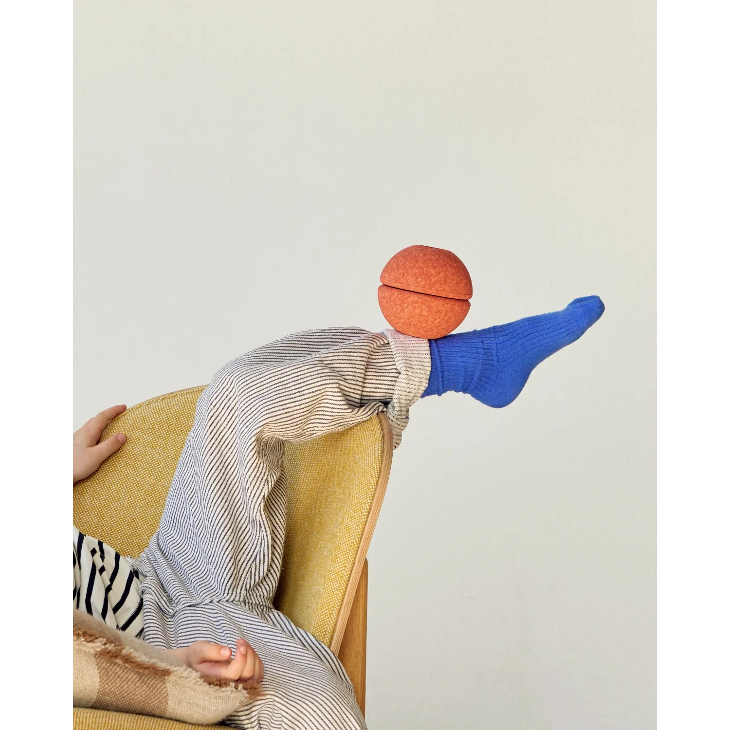 MODU Burnt Orange / Dusty Green 1 X Foam Ball - Image 4