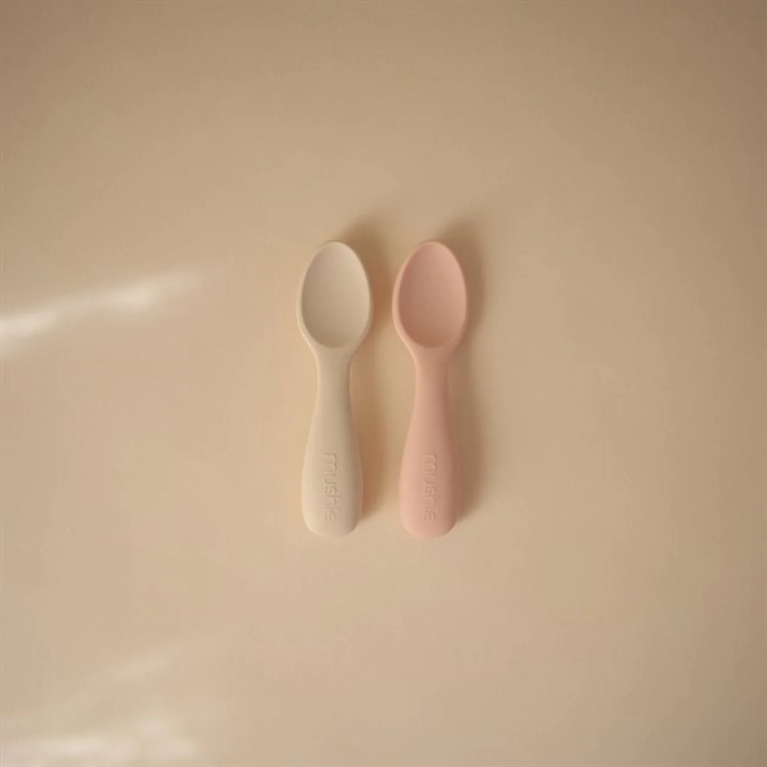 Mushie Blush/Shifting Sand Toddler Starter Spoons 2-Pack - Image 2