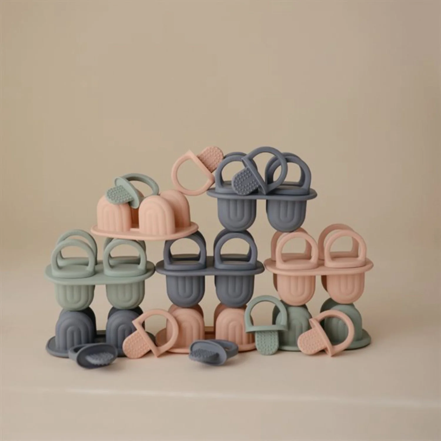 Mushie Blush Toddler Ice Pop Tray - Image 7