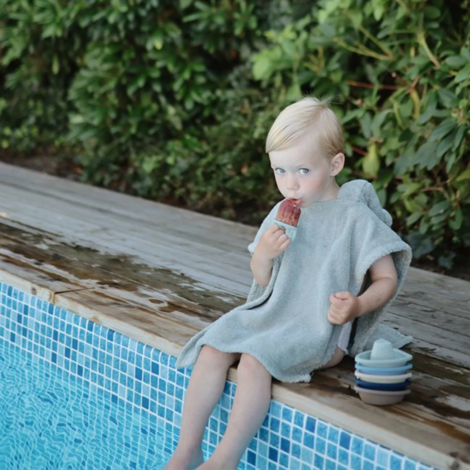 Mushie Cambridge Blue Toddler Ice Pop Tray - Image 5