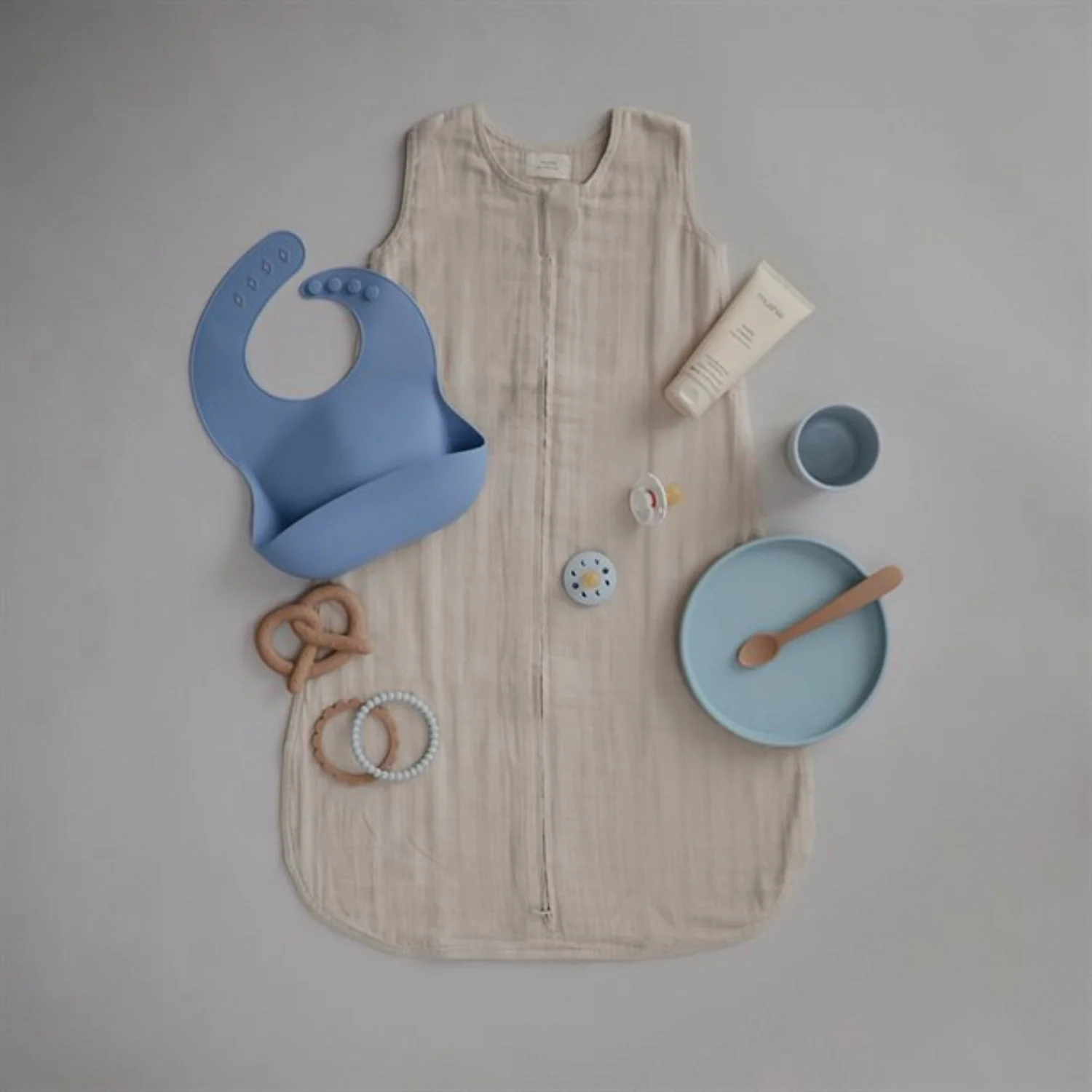 Mushie Fog Muslin Sleep Bag - Image 4