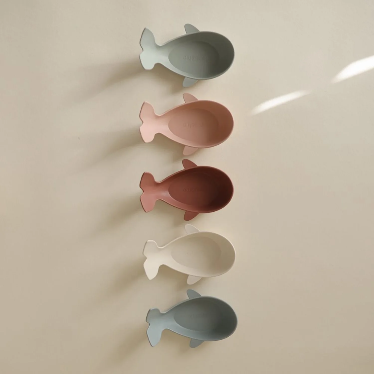 Mushie Original Mushie Whale Bath Stackers - Original - Image 3