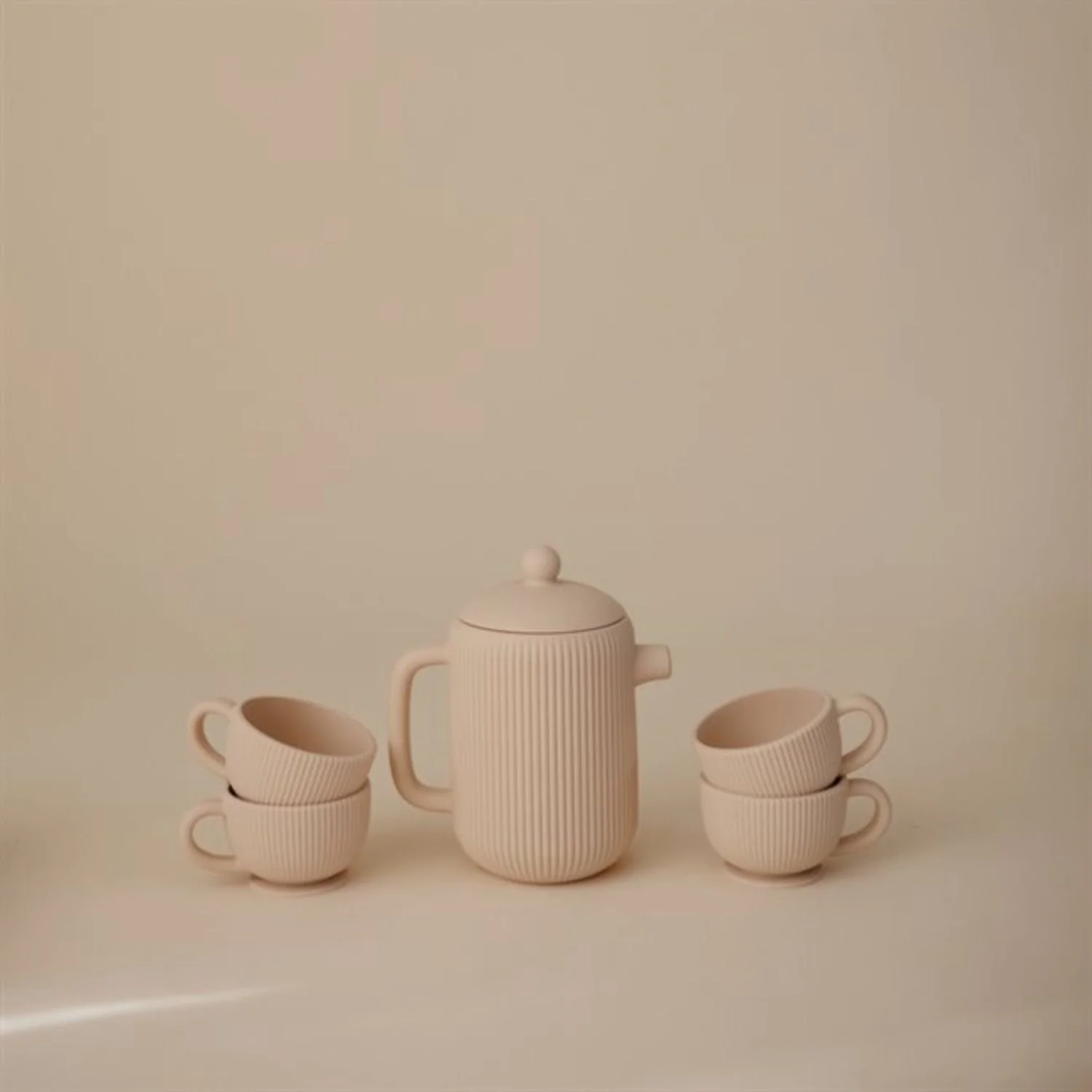 Mushie Shifting Sand Silicone Play Tea Set - Image 2